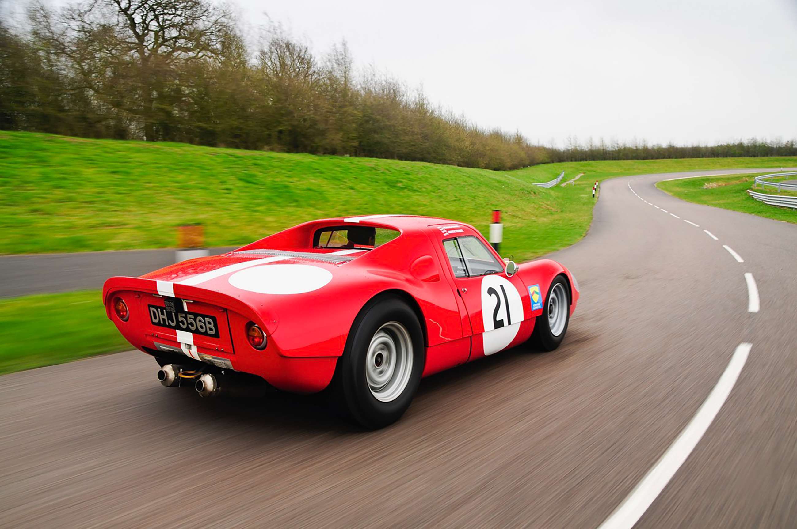 andrew-frankel-porsche-904-driving-goodwood-08022019.jpg