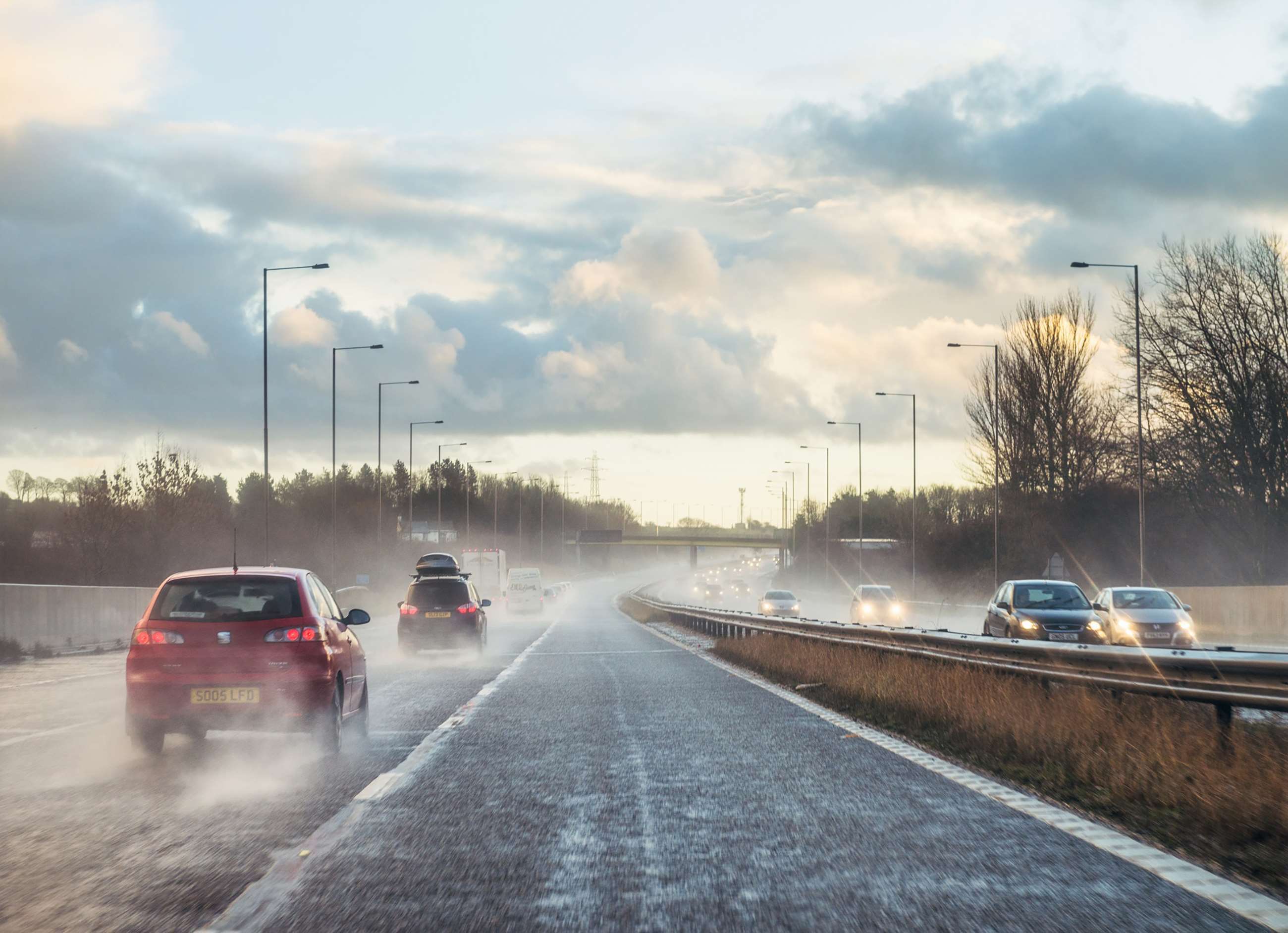 motorway-speed-limit-rain-goodwood-30032019.jpg