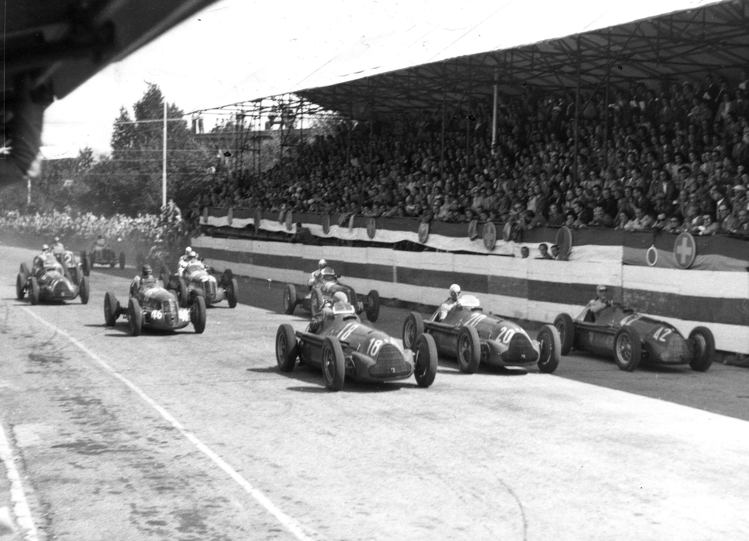 The Alfa Romeo works trio of 158s heading the starting grid for the 1946 Grand Prix des Nations in Geneva - left to right on front row Jean-Pierre Wimille, Achille Varzi and eventual race winner Farina.