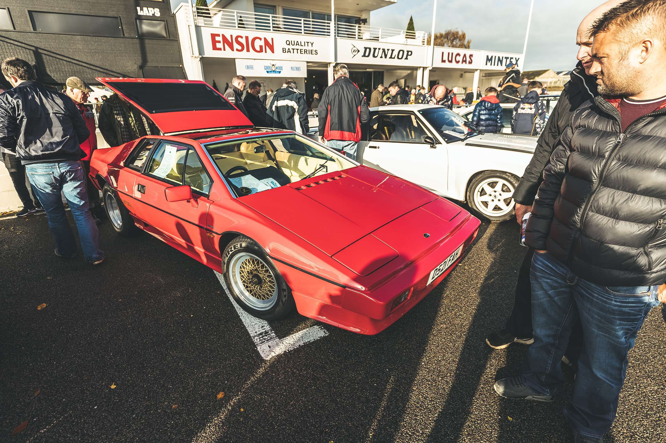 breakfast-club-80s-lotus-esprit-joe-harding-goodwood-03111911.jpg