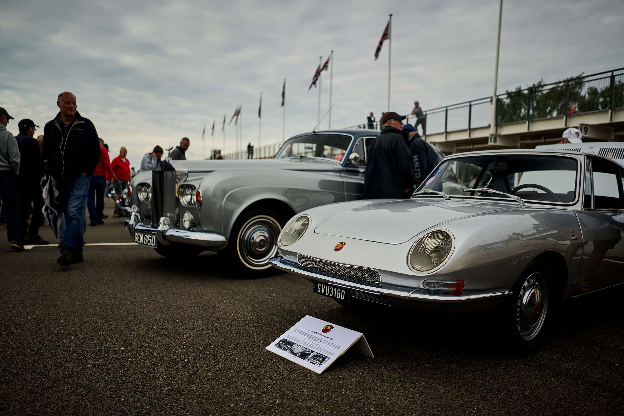 classic-car-sunday-grid04.jpg