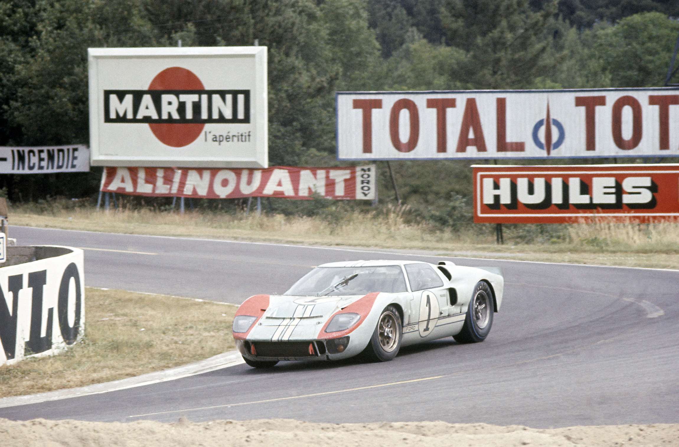 le_mans_1966_03061603.jpg