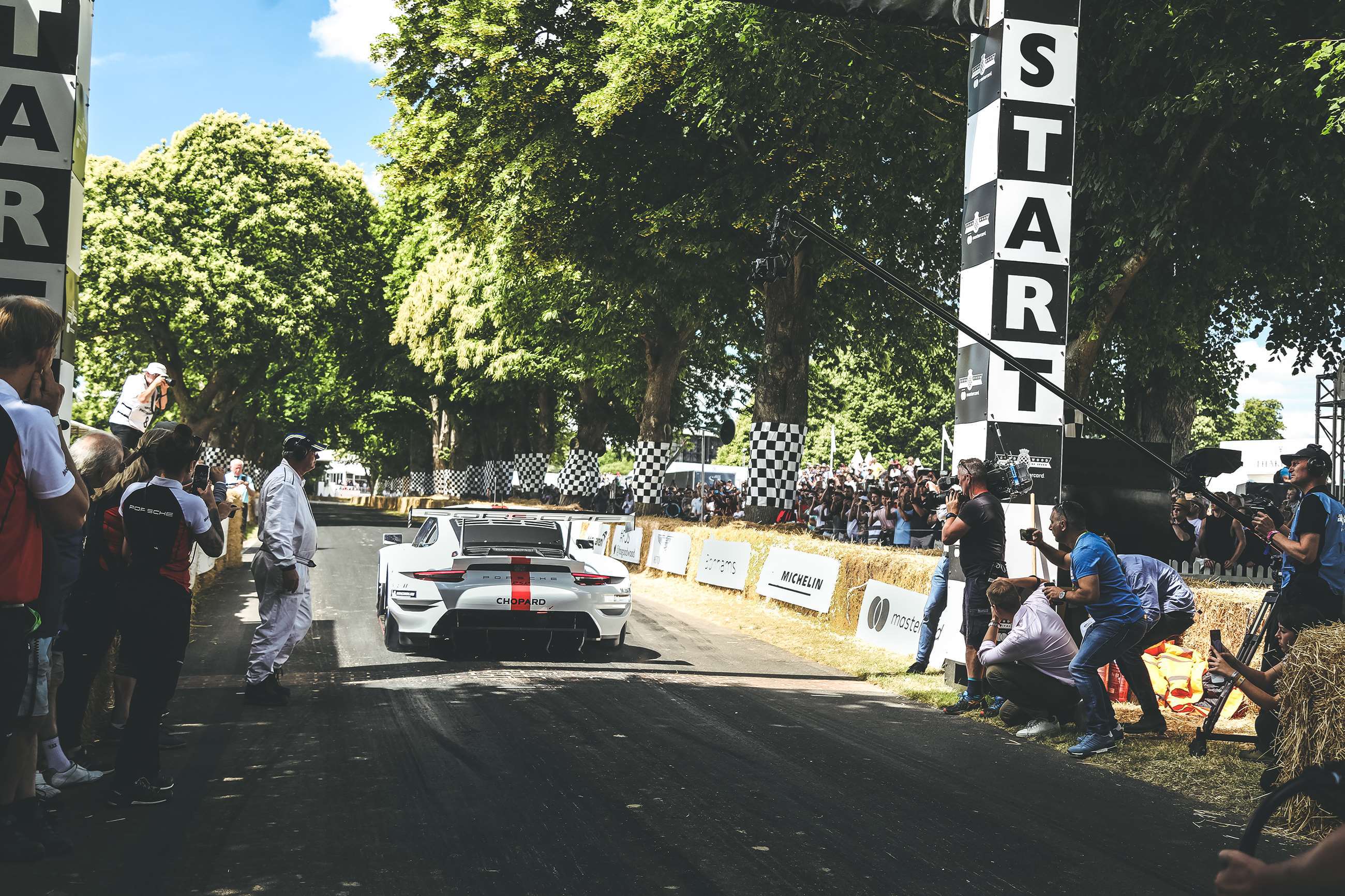 fos-2019-porsche-911-rsr-joe-harding-goodwood-07071905.jpg