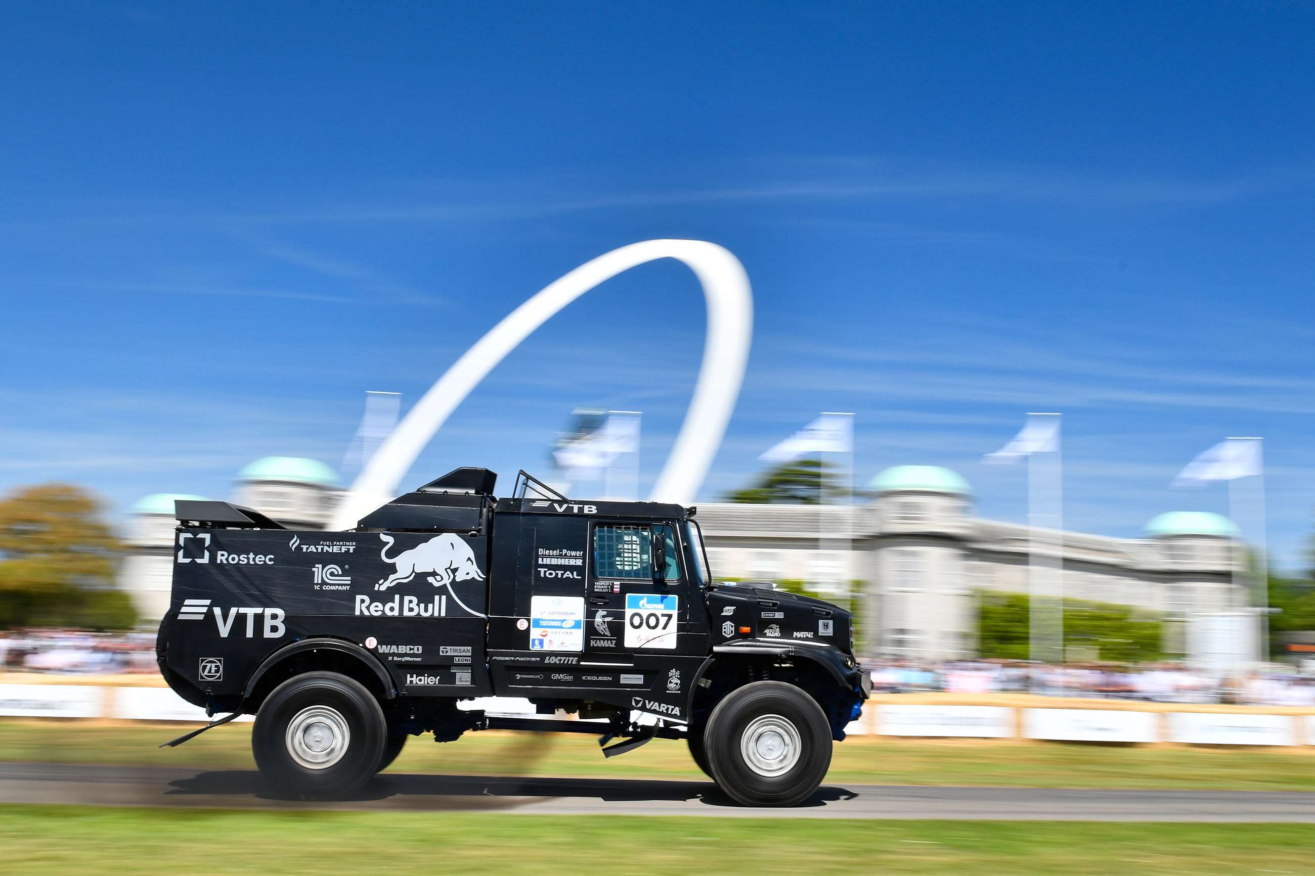 fos-2019-kamaz-dakar-truck-jochen-van-cauwenberge-goodwood-11072019.jpg