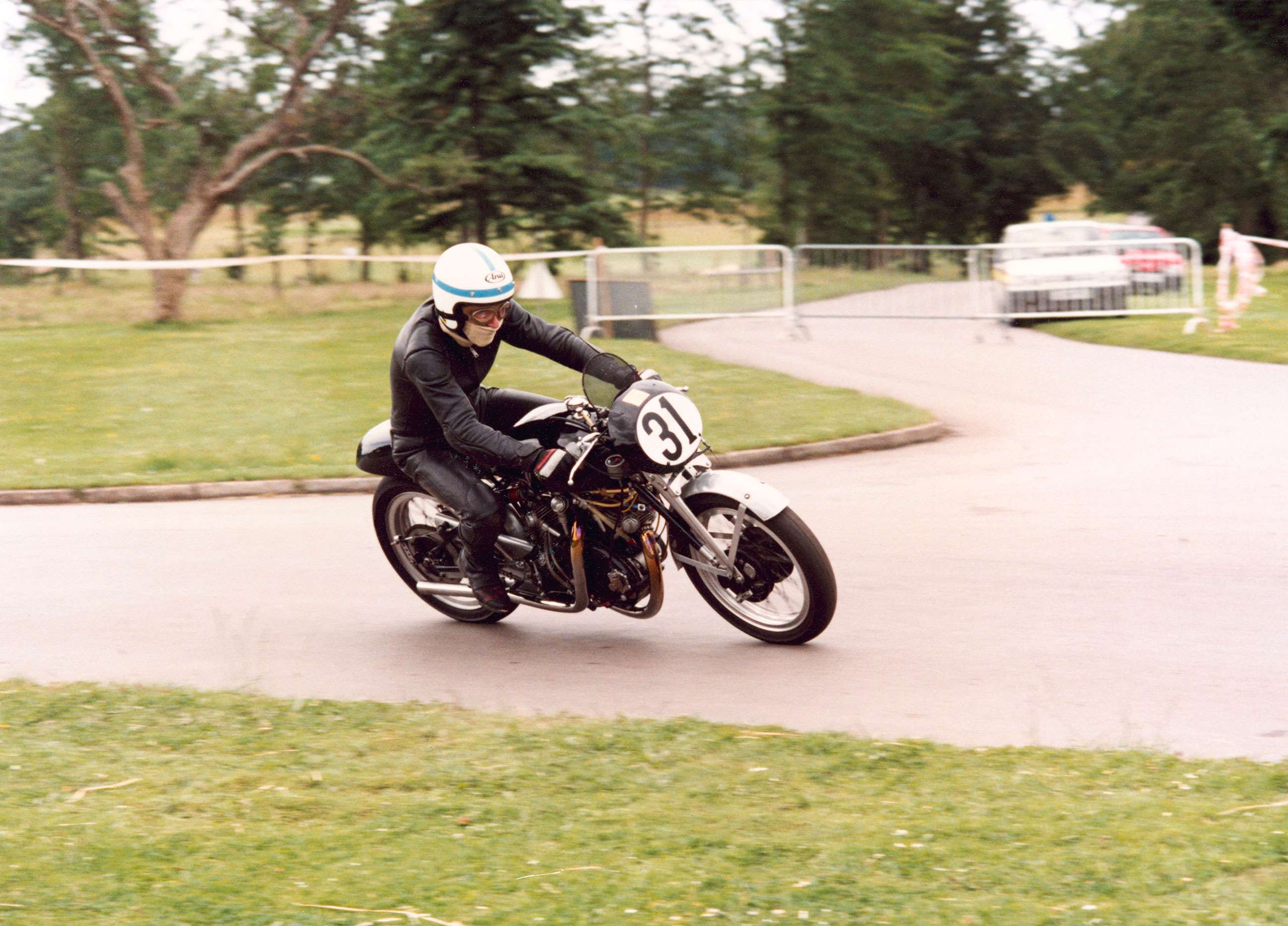 festival-of-speed-1993-john-surtees-vincent-goodwood-06072020.jpg