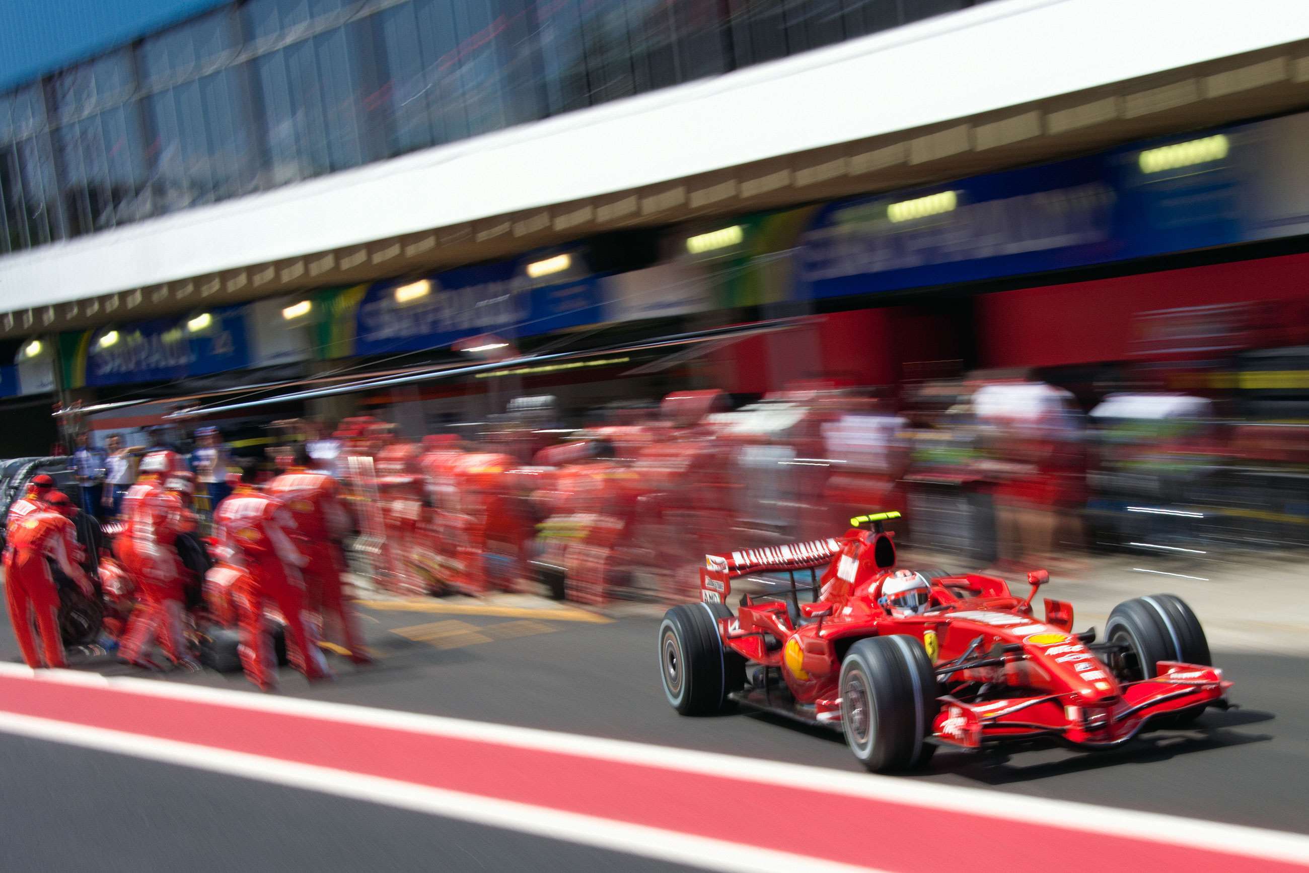 single-seaters-to-see-at-the-festival-of-speed-10-ferrari-f2007-kimi-raikkonen-f1-2007-brazil-rainer-schlegelmilch-mi-goodwood-06072021.jpg