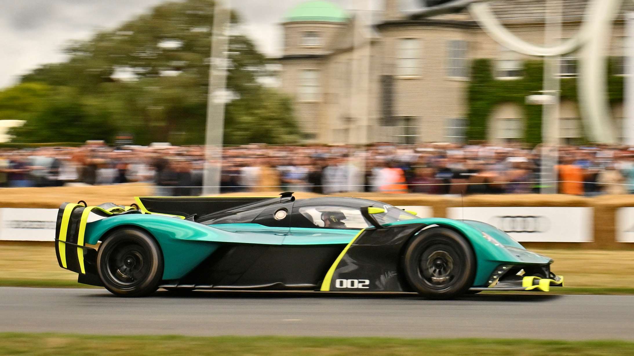 aston-martin-valkyrie-amr-pro-festival-of-speed-2023-2.jpg