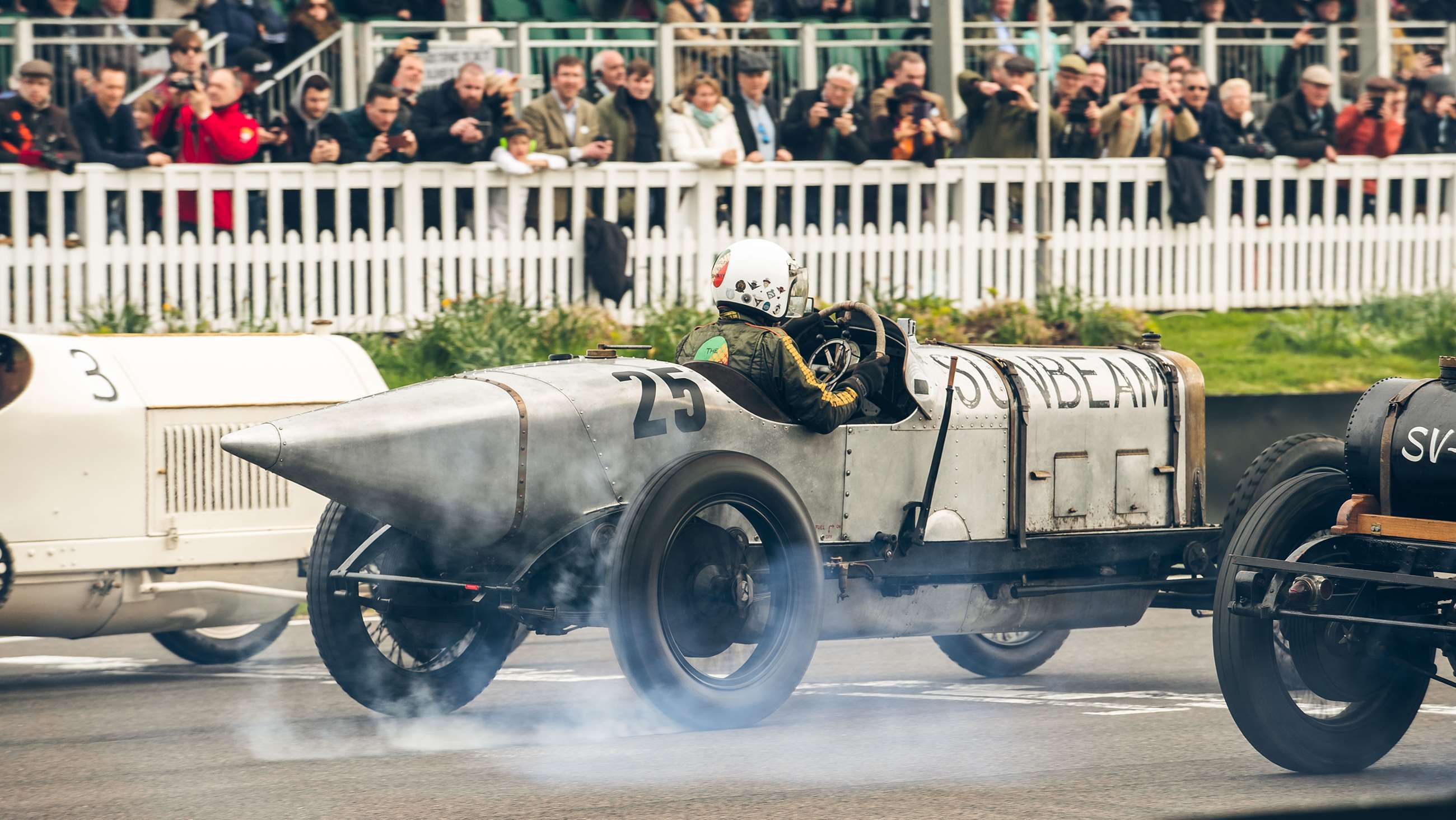 77mm-sf-edge-trophy-race-tom-shaxson-goodwood-08042019.jpg