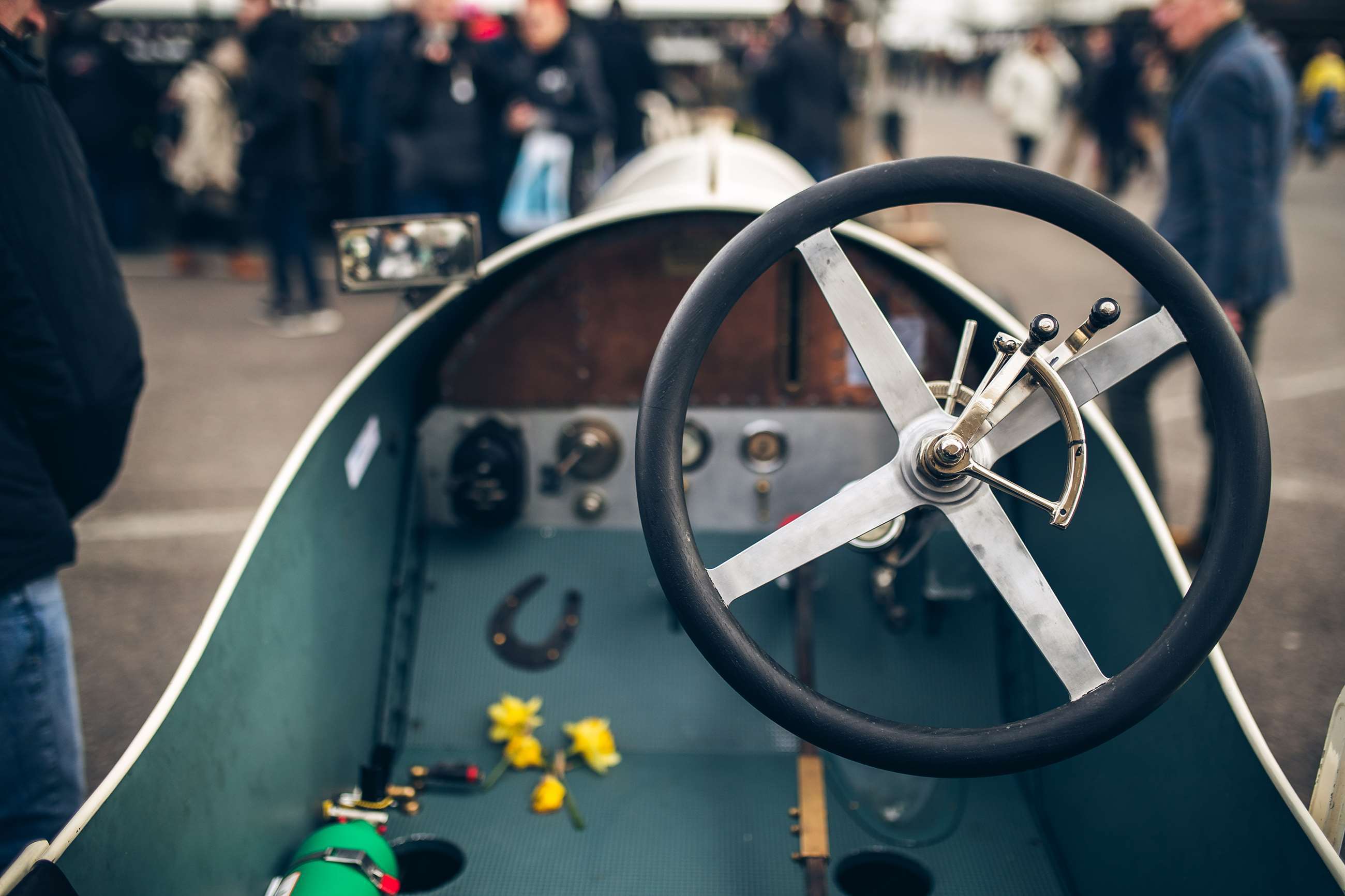 benz-200hp-blitzen-benz-steering-wheel-tom-shaxson-goodwood-01052019.jpg