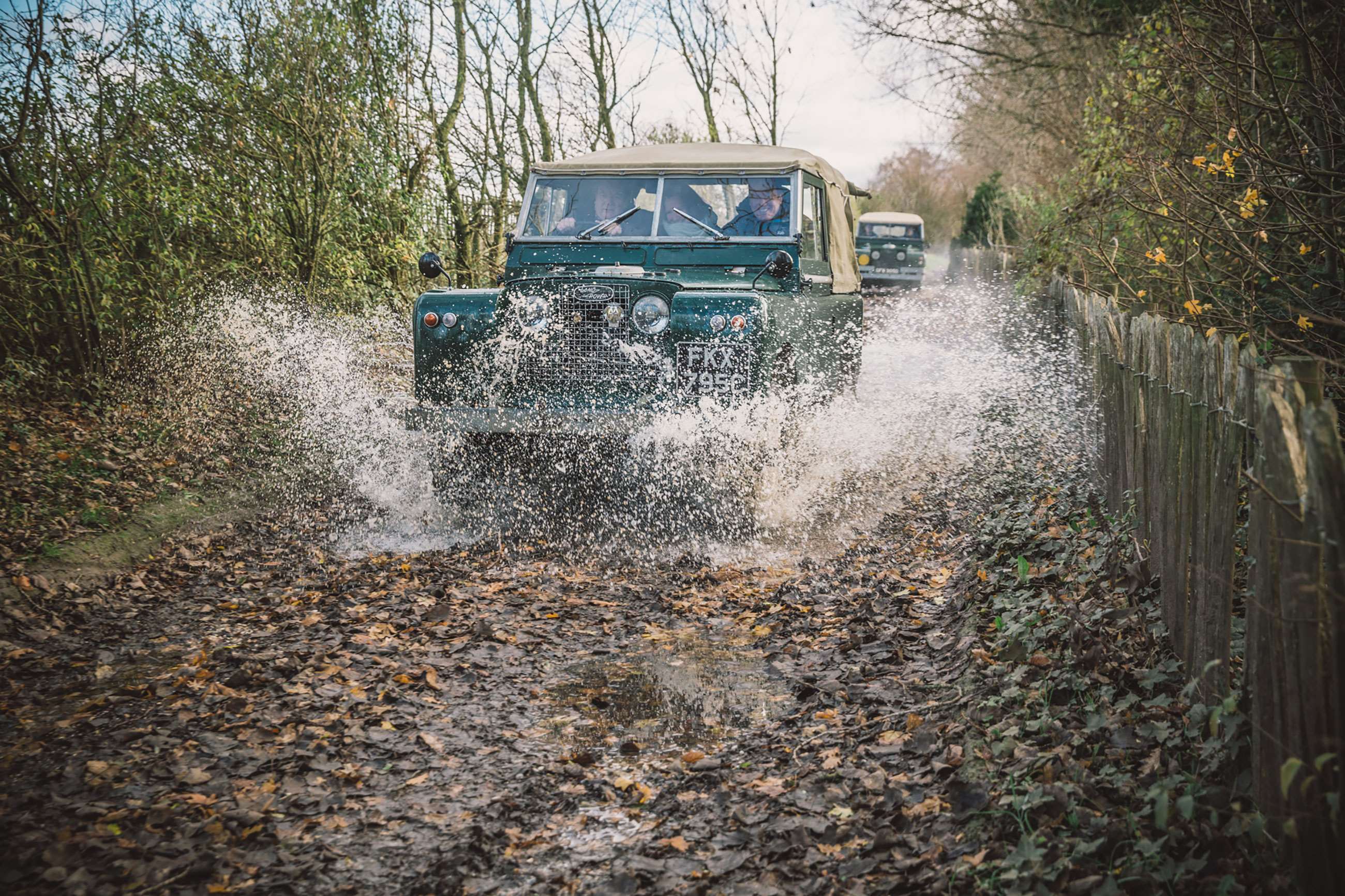 motor-circuit-competition-land-rover-driving-experience-toby-adamson-goodwood-02022021.jpg