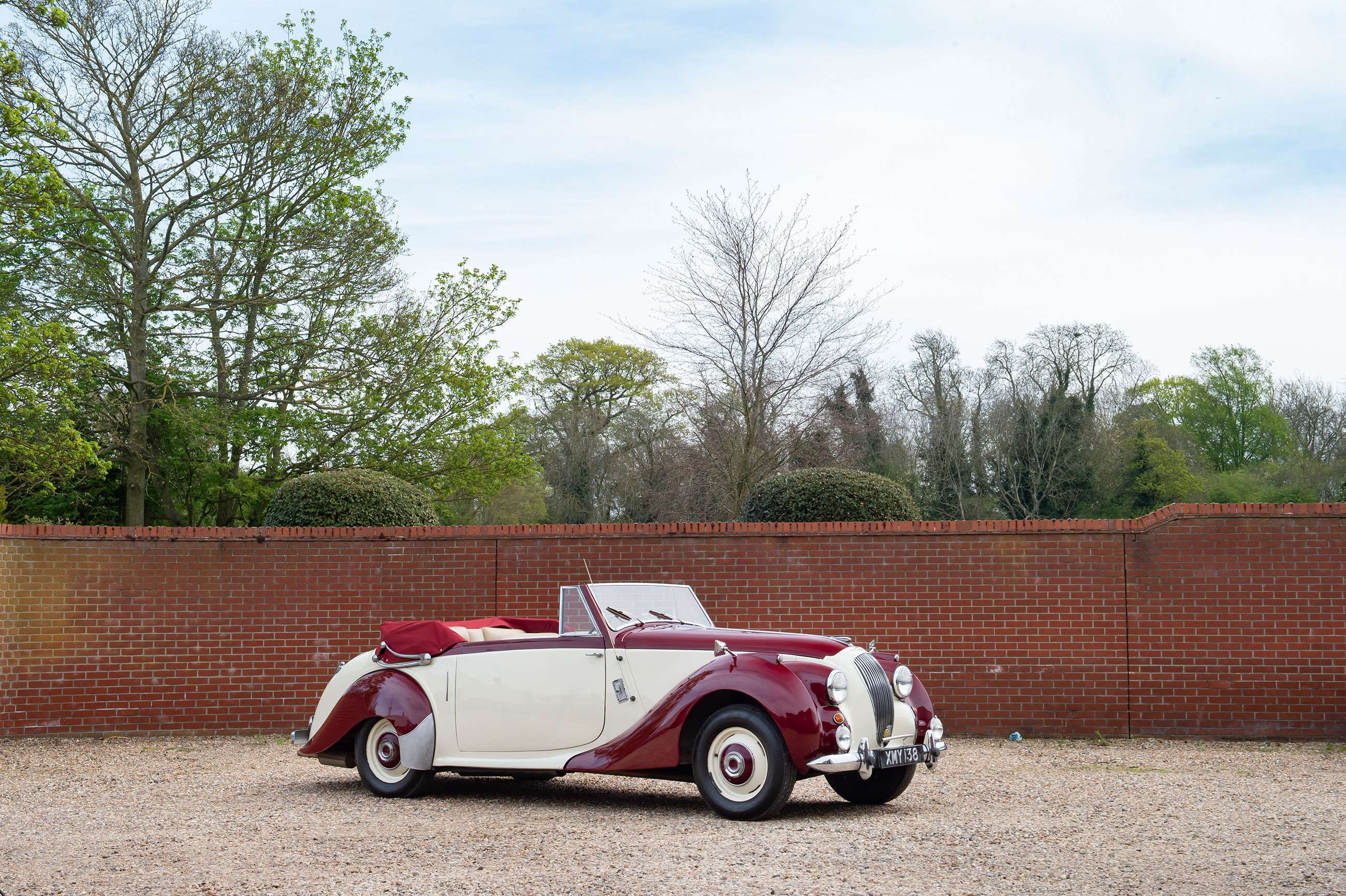 speedweek-bonhams-5-lagonda-2.6-drophead-coupe-1952-goodwood-15102020.jpg