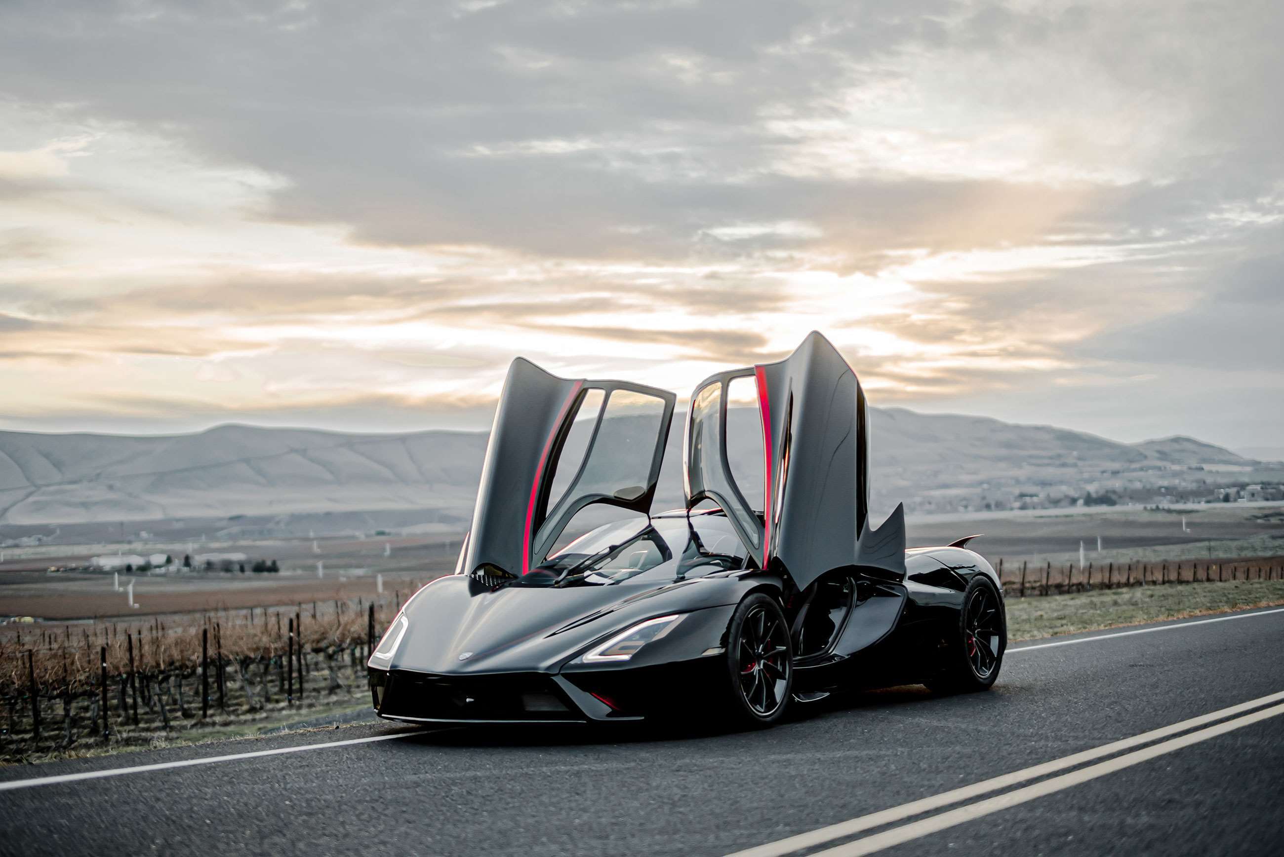 ssc-tuatara-speedweek-goodwood-08102020.jpg