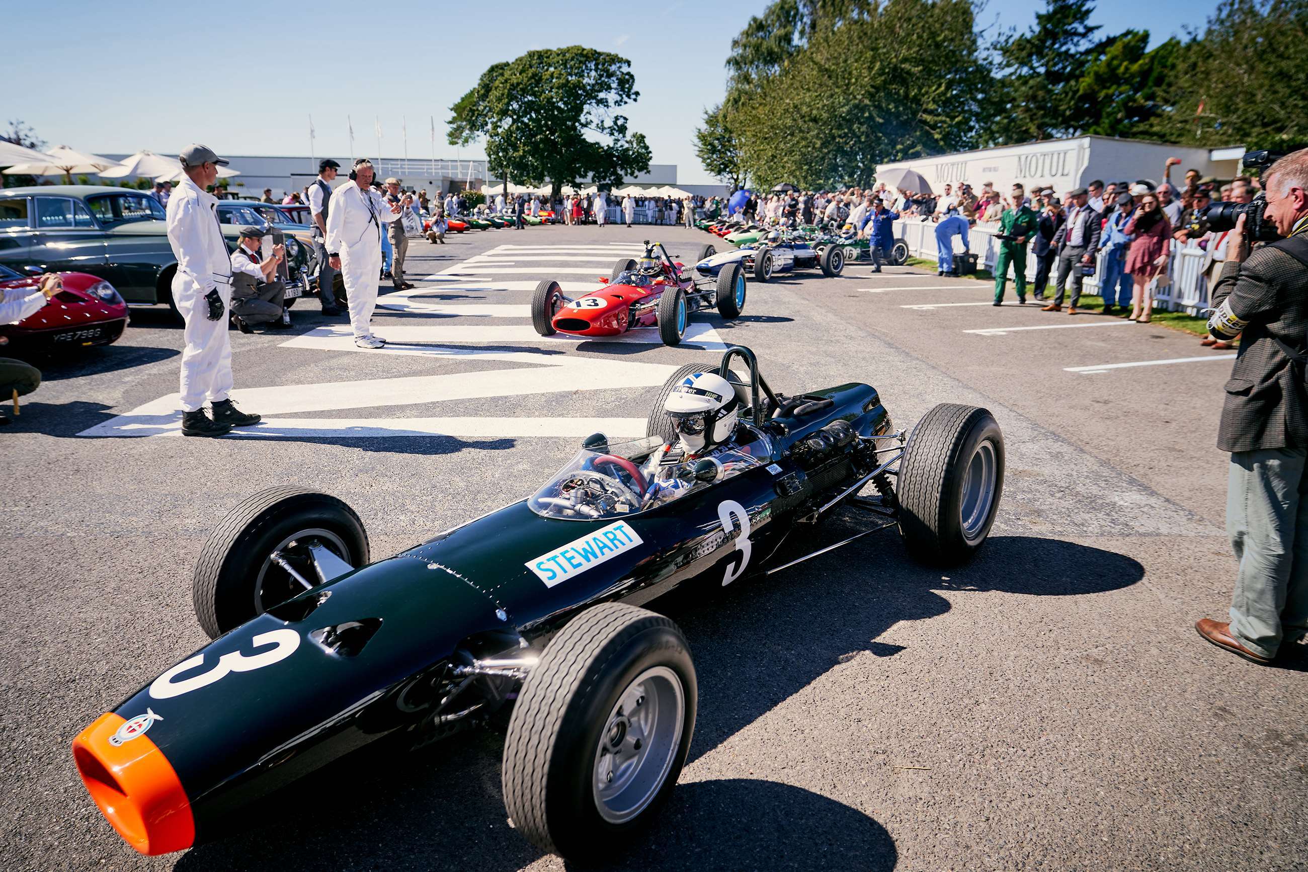 goodwood-speedweek-glover-trophy-richard-attwood-brm.jpg