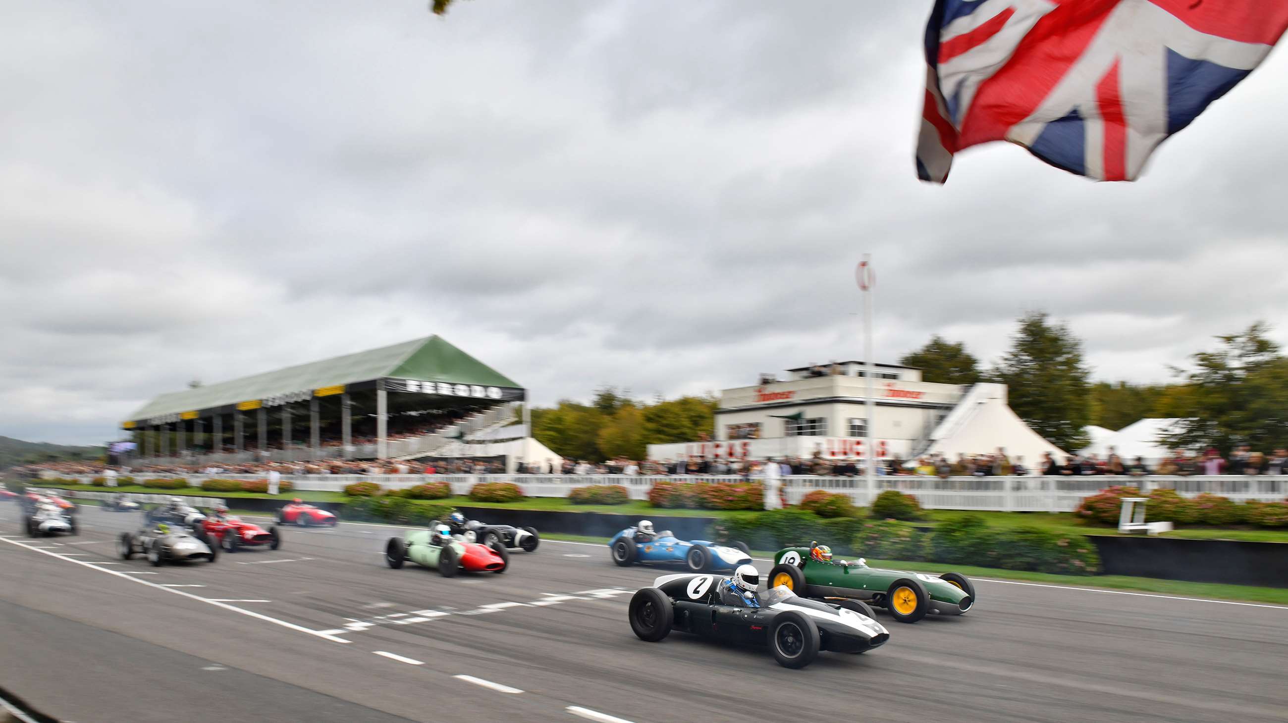 goodwood-speedweek-richmond-and-gordon-trophy-start-.jpg