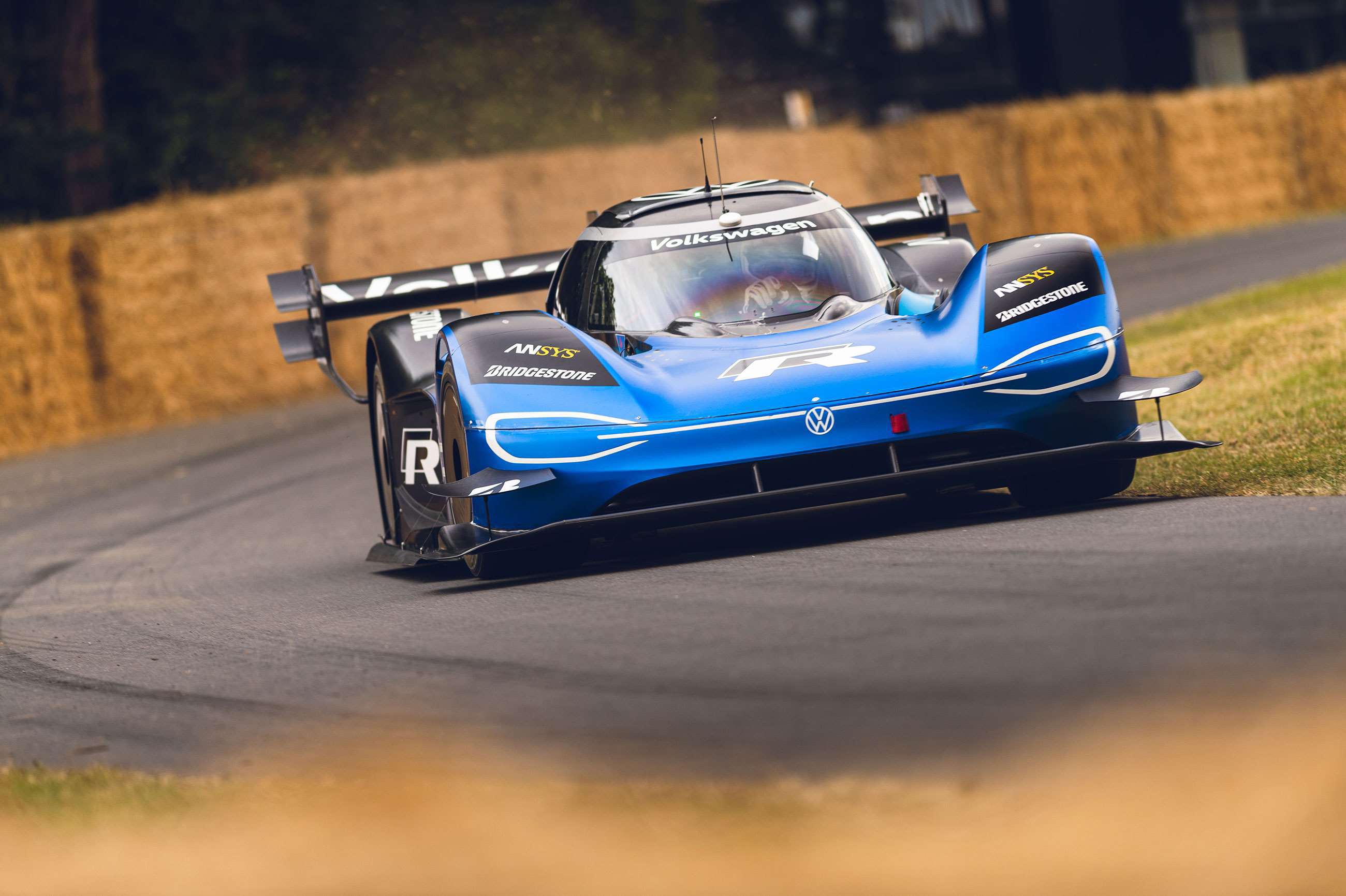 volkswagen-id.r-goodwood-speedweek-fos-2019-jordan-butters-goodwood-01092020.jpg