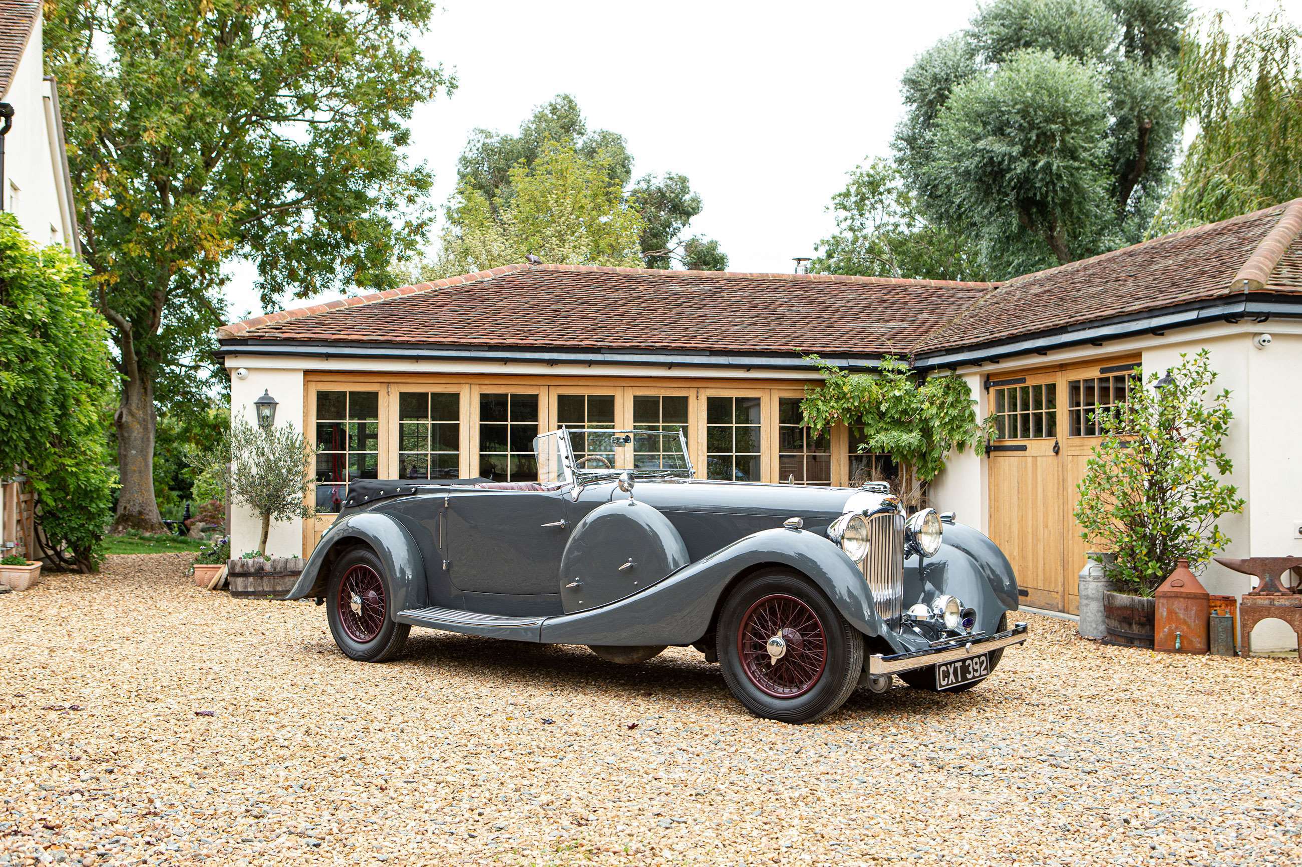 bonhams-speedweek-lagonda-lg45-1936-goodwood-19102020.jpg