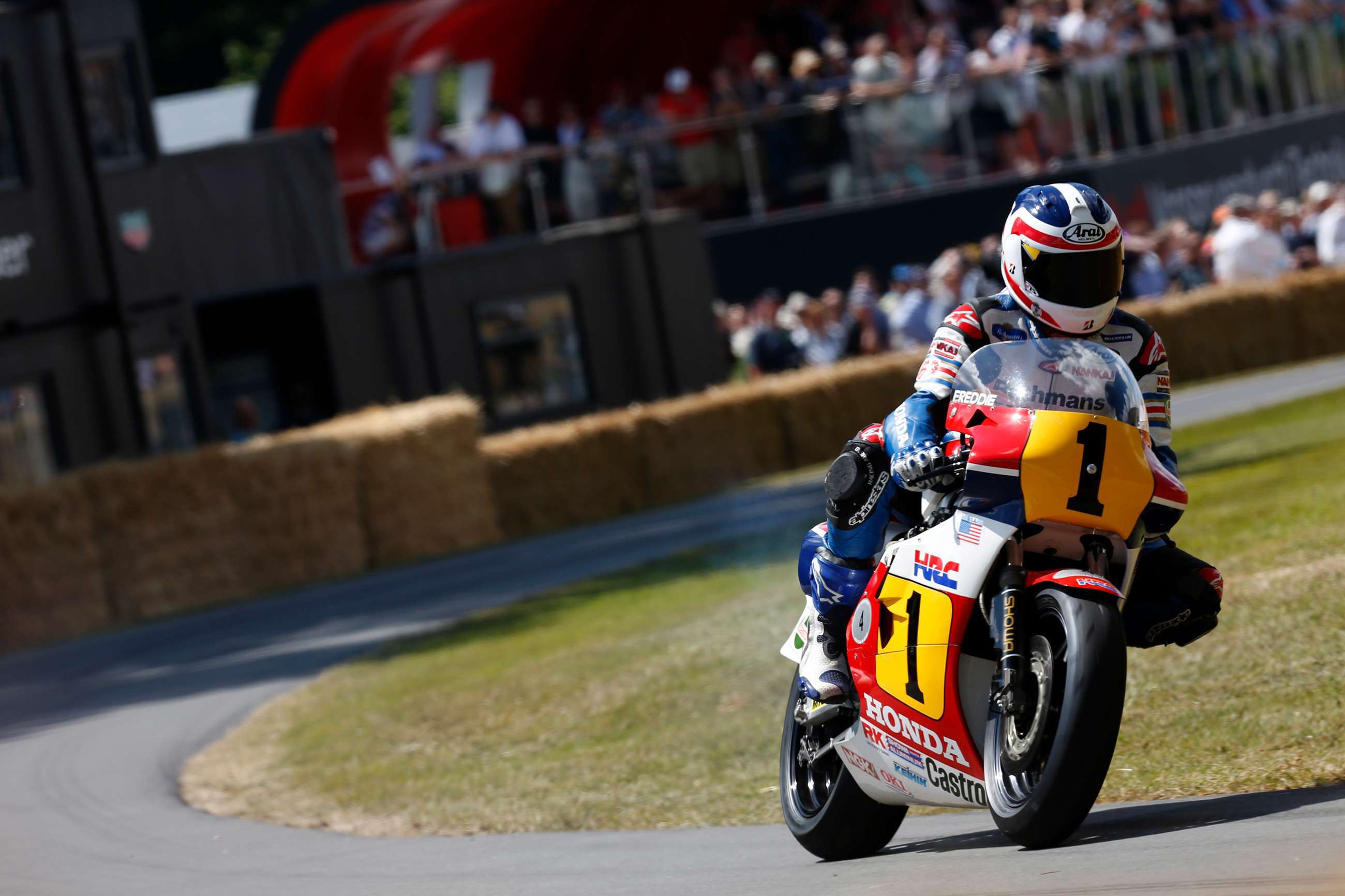 honda-nsr500-freddie-spencer-fos-2015-alastair-staley-motorsport-images-goodwood-21062019.jpg