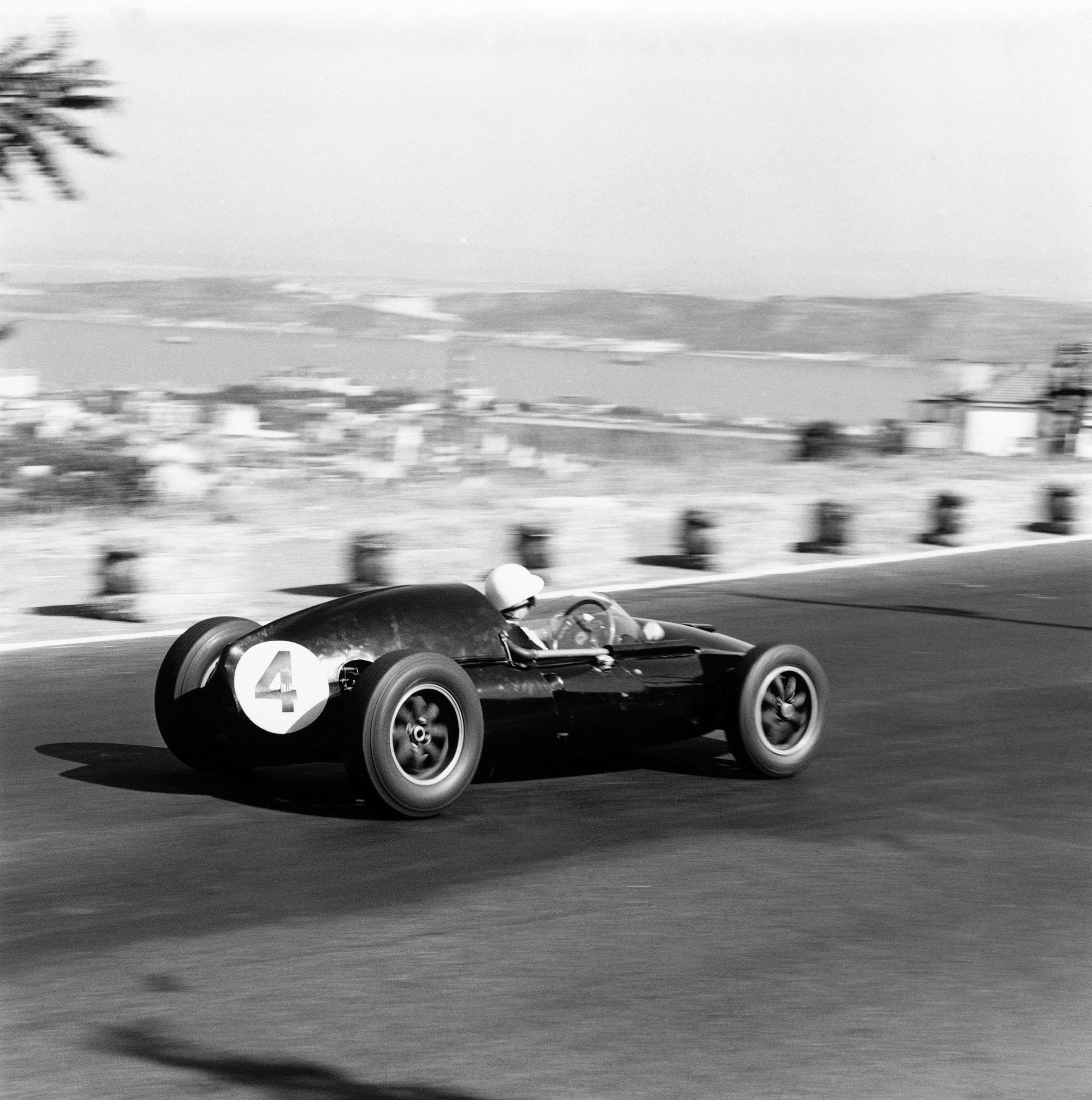 f1-1959-portugal-stirling-moss-cooper-t51-climax-lat-mi-goodwood-19102020.jpg