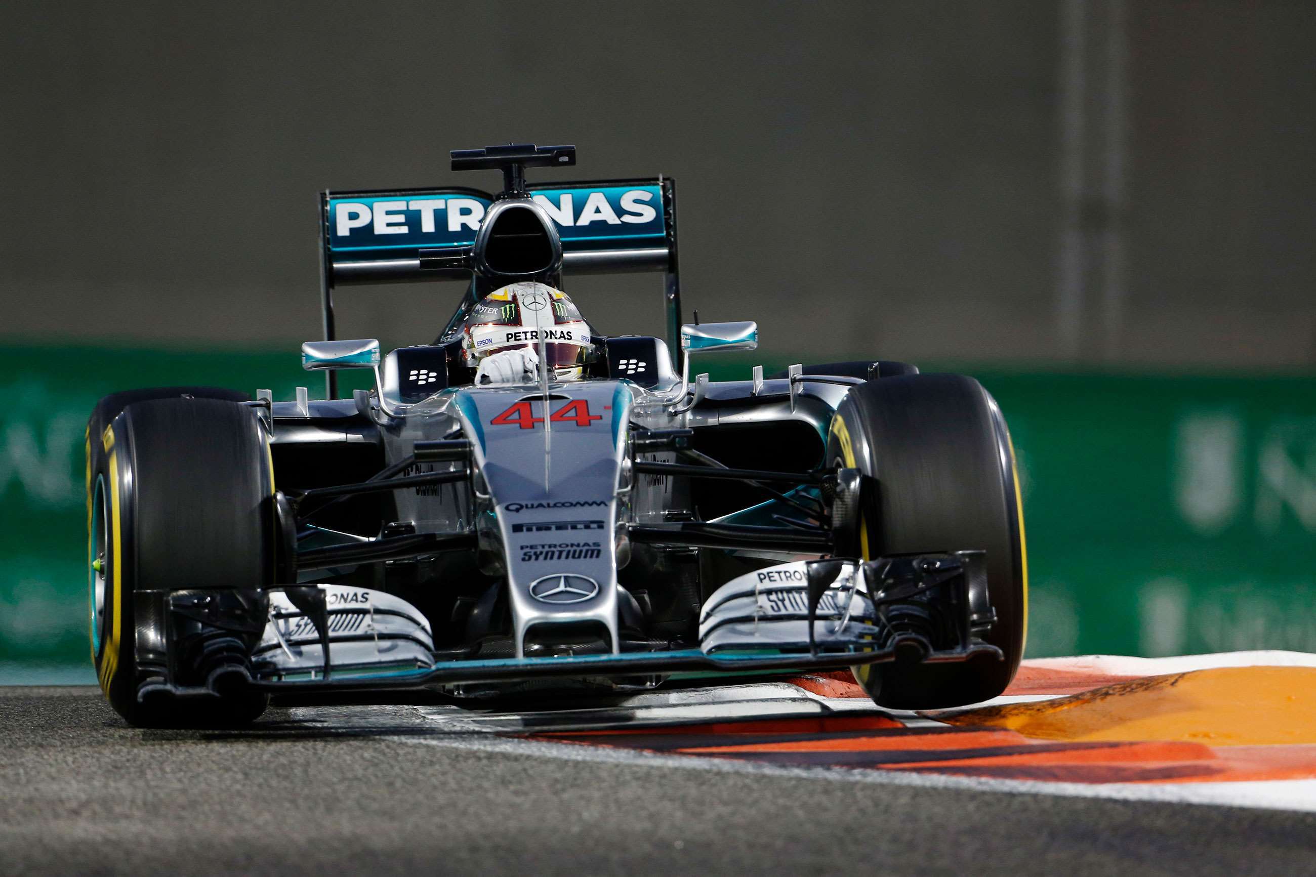 f1-2014-abu-dhabi-lewis-hamilton-mercedes-f1-w06-sam-bloxham-lat-mi-goodwood-15122020.jpg