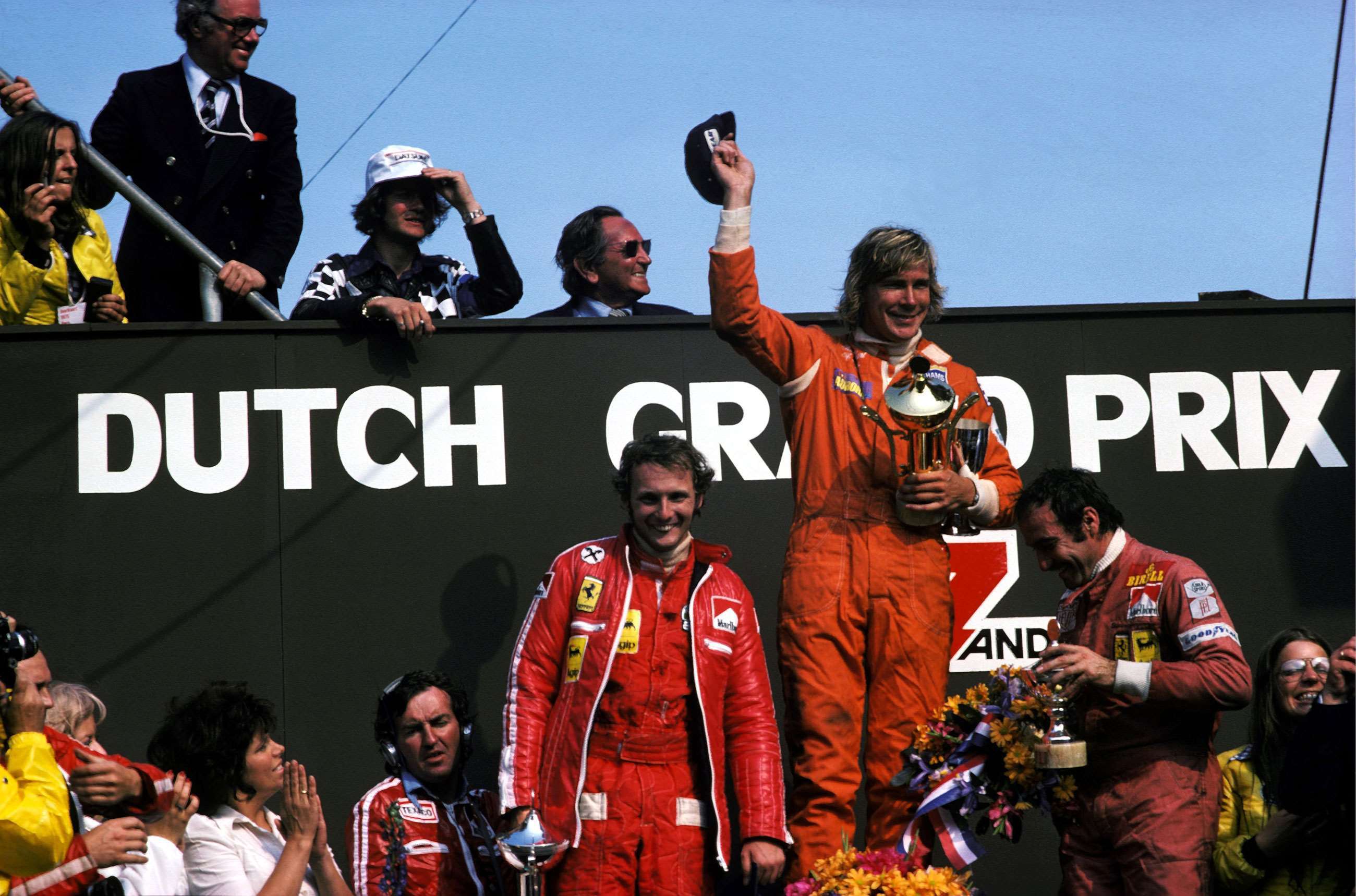 f1-1975-zandvoort-james-hunt-first-win-podium-niki-lauda-clay-regazzoni-david-phipps-mi-goodwood-22062020.jpg