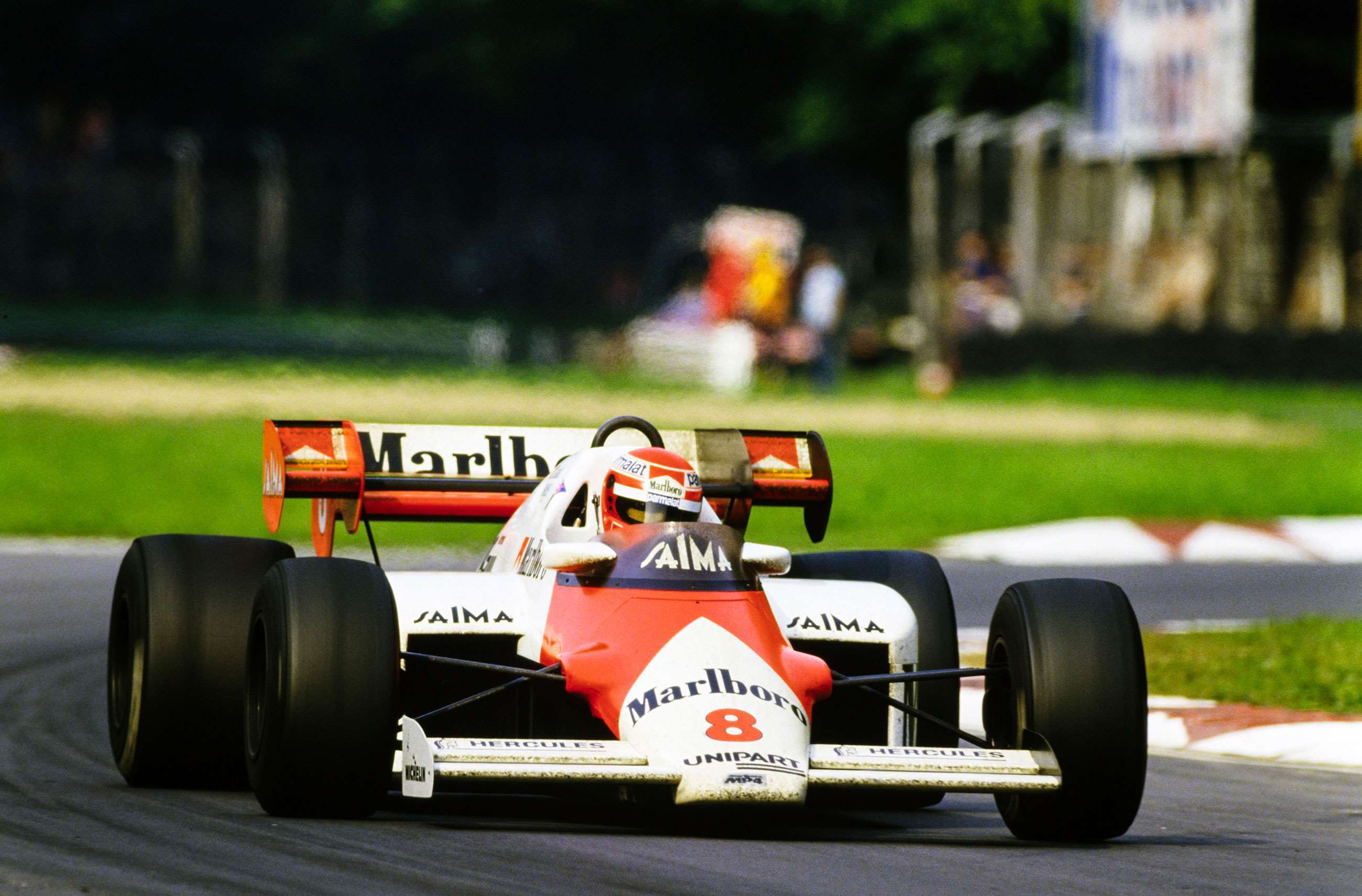 best-f1-cars-of-all-time-9-mclaren-mp4-2-f1-1984-niki-lauda-mi-goodwood-07092020.jpg