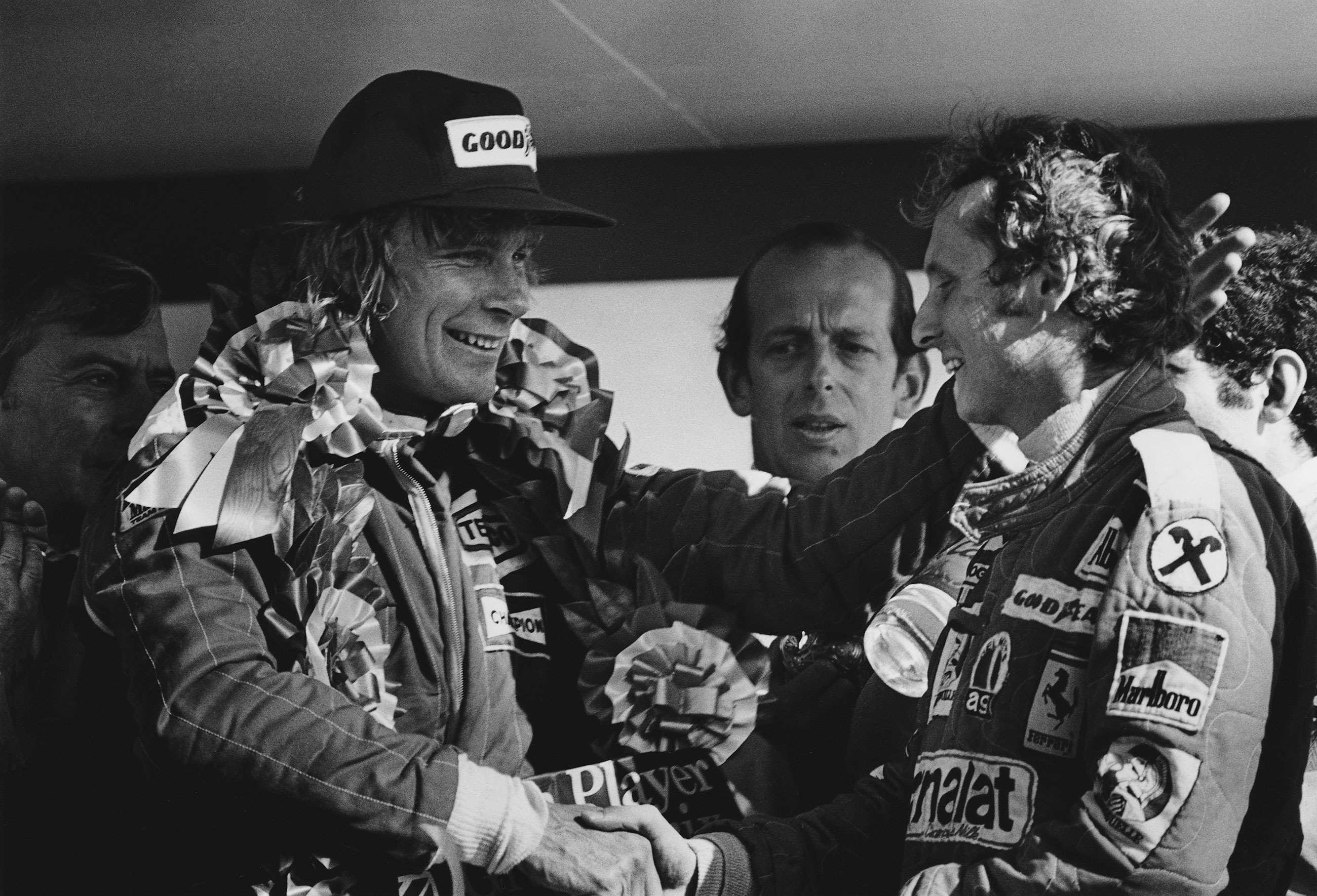 greatest-f1-controversies-9-james-hunt-niki-lauda-british-grand-prix-1976-lat-mi-goodwood-14092020.jpg