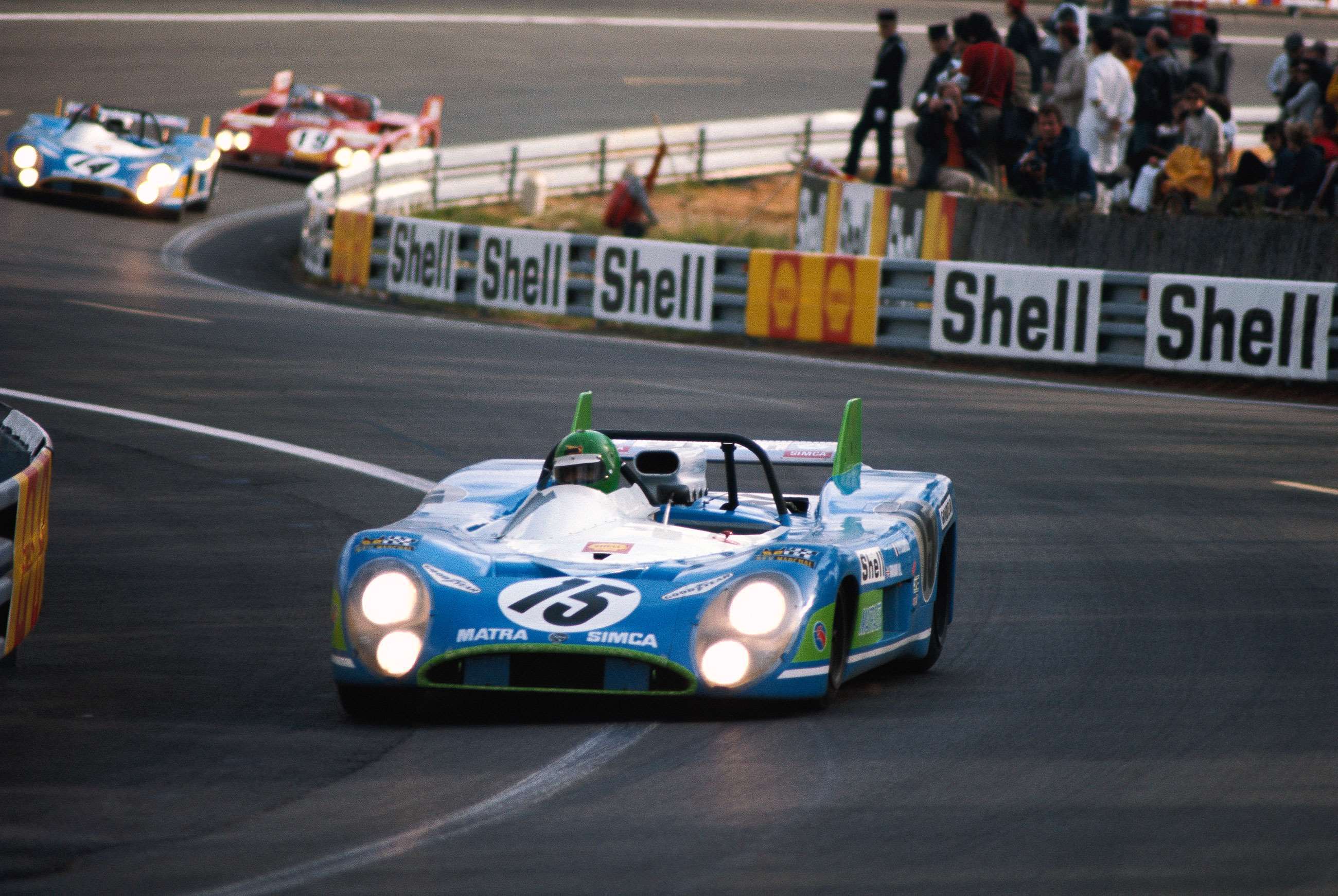 matra-simca-ms670-le-mans-1972-winner-graham-hill-henri-pescarolo-rainer-schlegelmilch-mi-goodwood-21092020.jpg