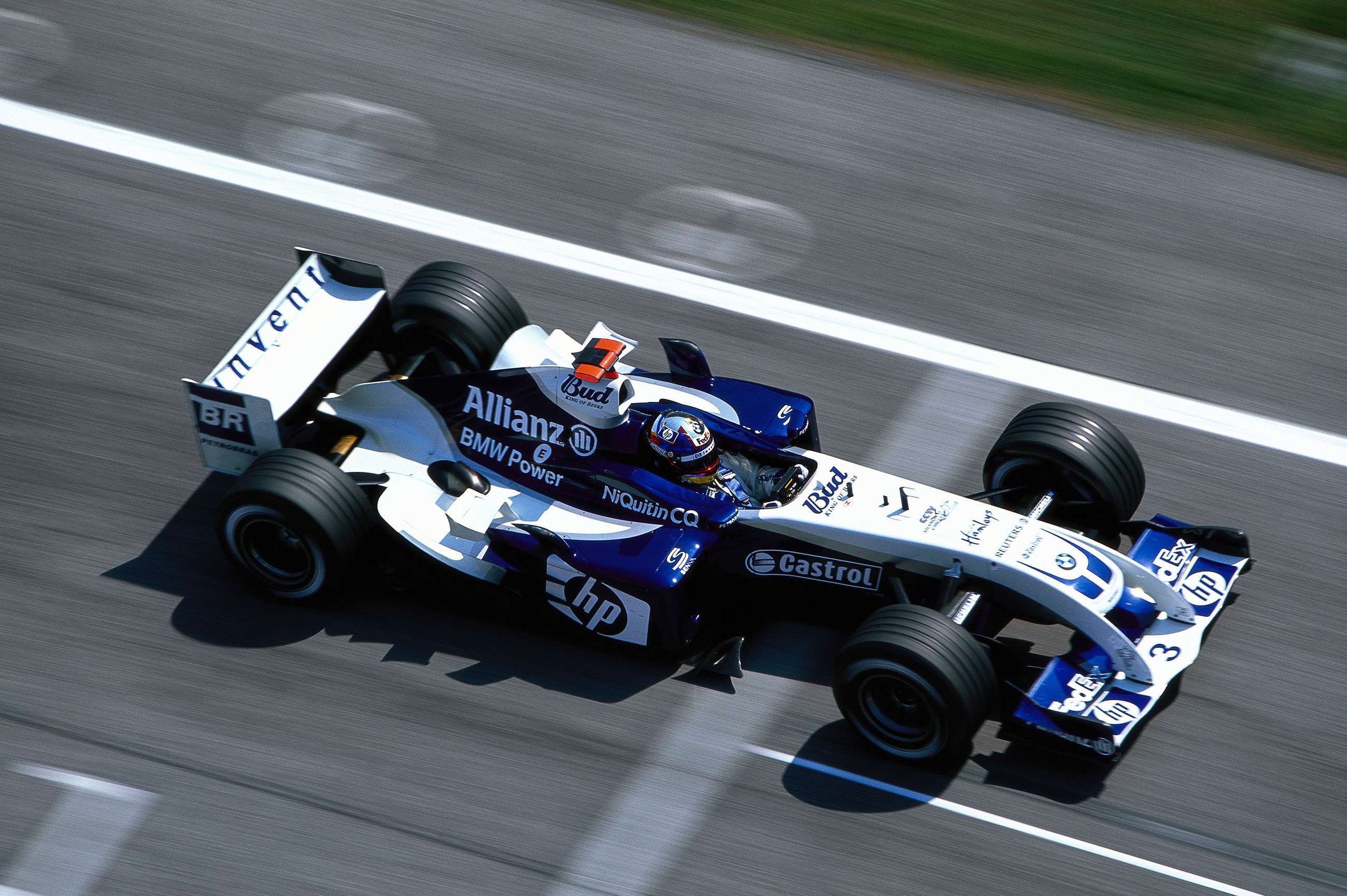 ugliest-f1-cars-ever-4-williams-fw26-f1-2004-juan-pablo-montoya-rainer-schlegelmilch-mi-01122021.jpg