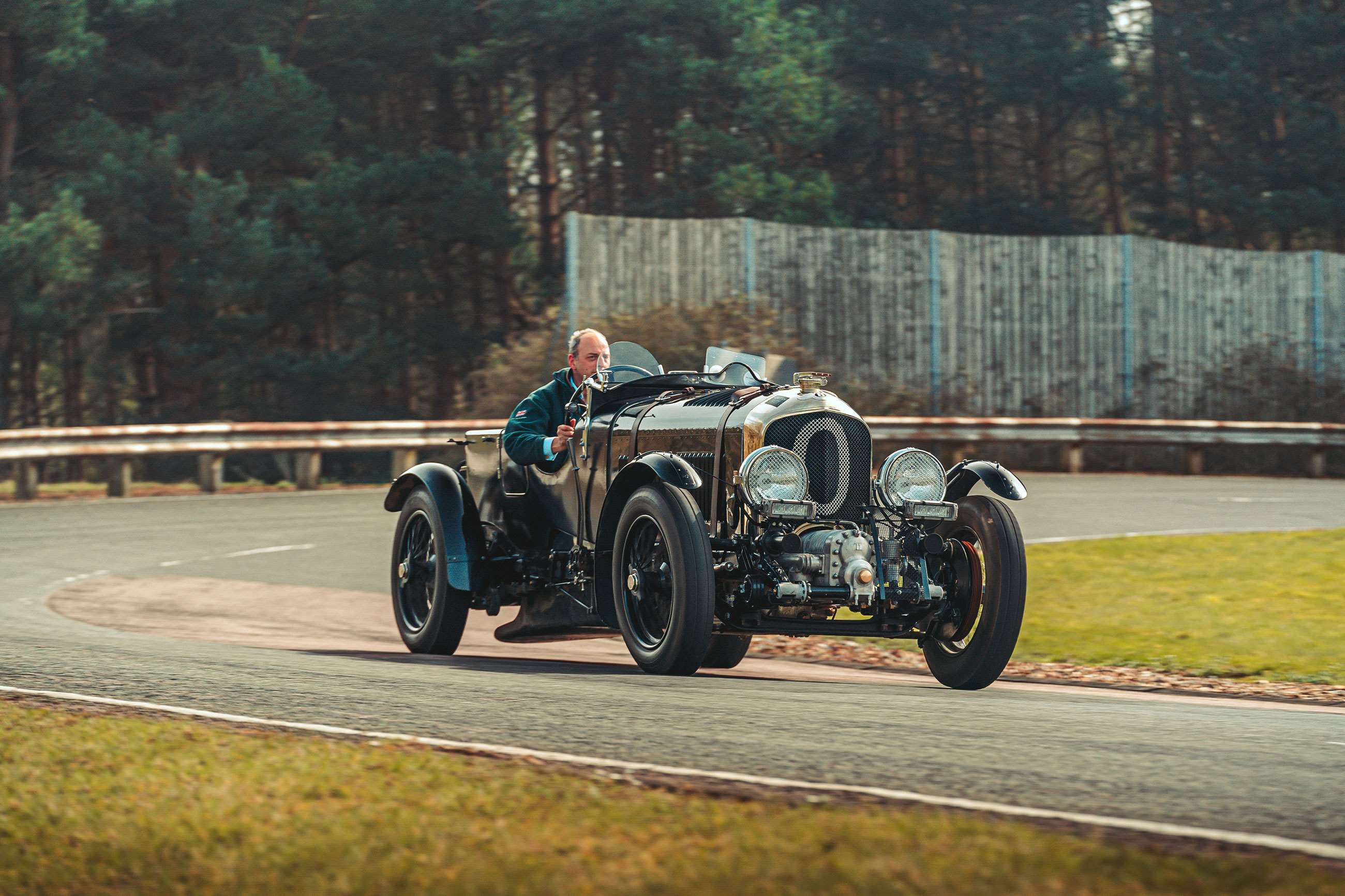 blower-bentley-andrew-frankel-goodwood-23042021.jpg