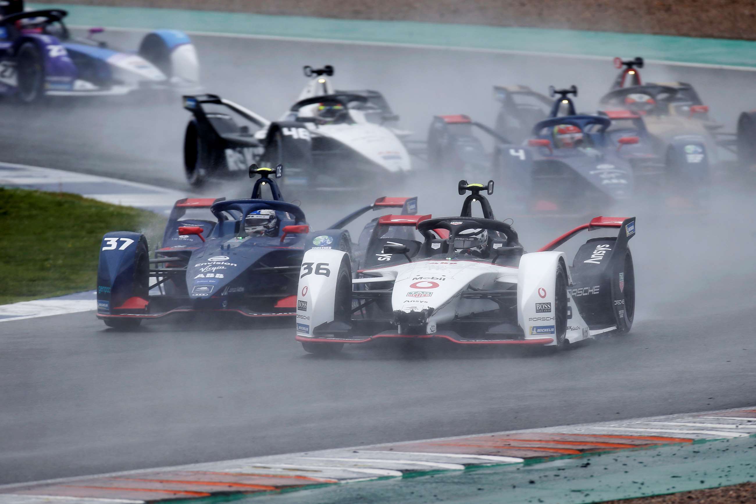 formula-e-valencia-rain.jpg