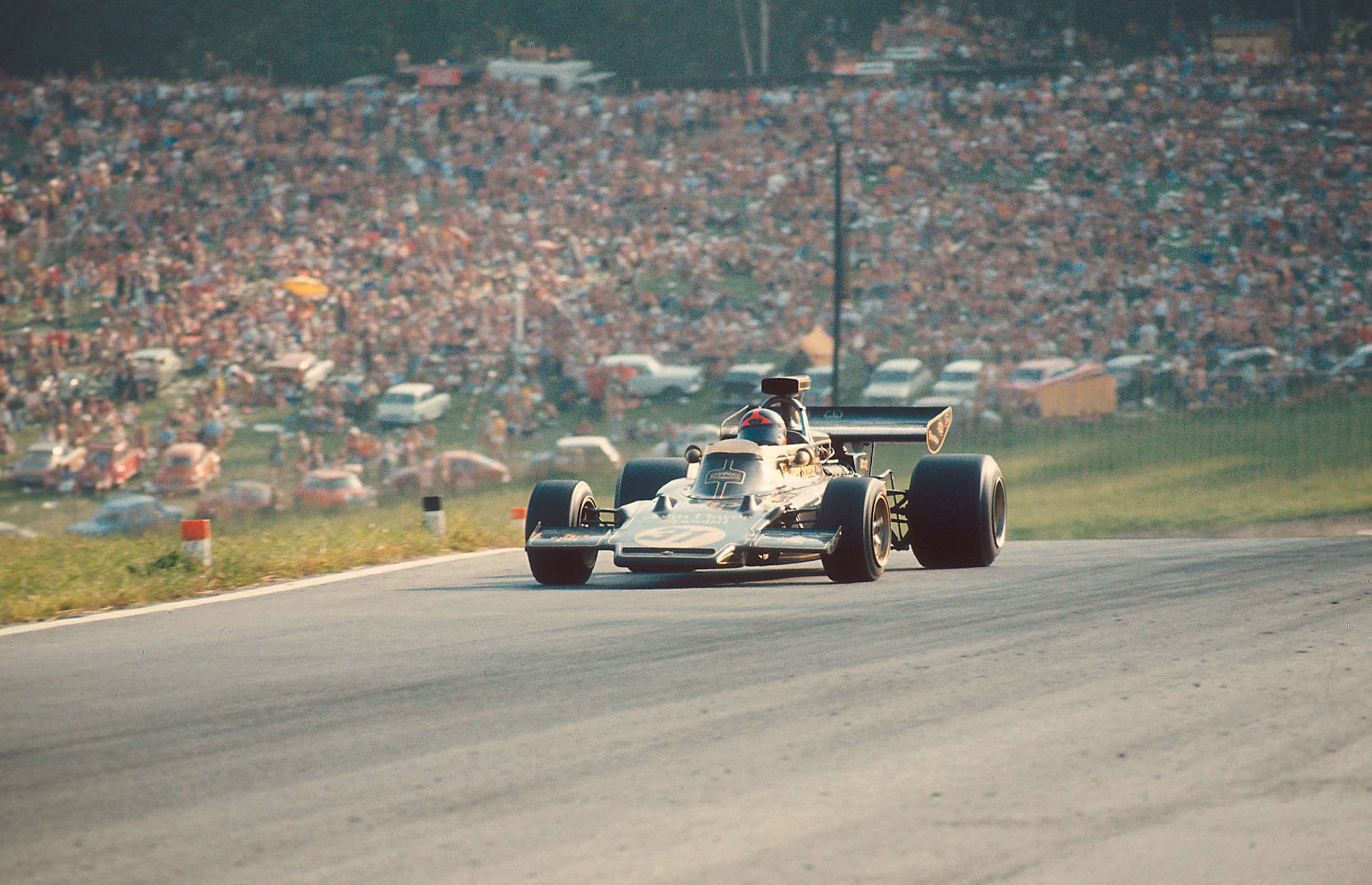 best-f1-cars-of-the-1970s-1-lotus-72-emerson-fittipaldi-f1-1972-austria-lat-mi-goodwood-14042021.jpg