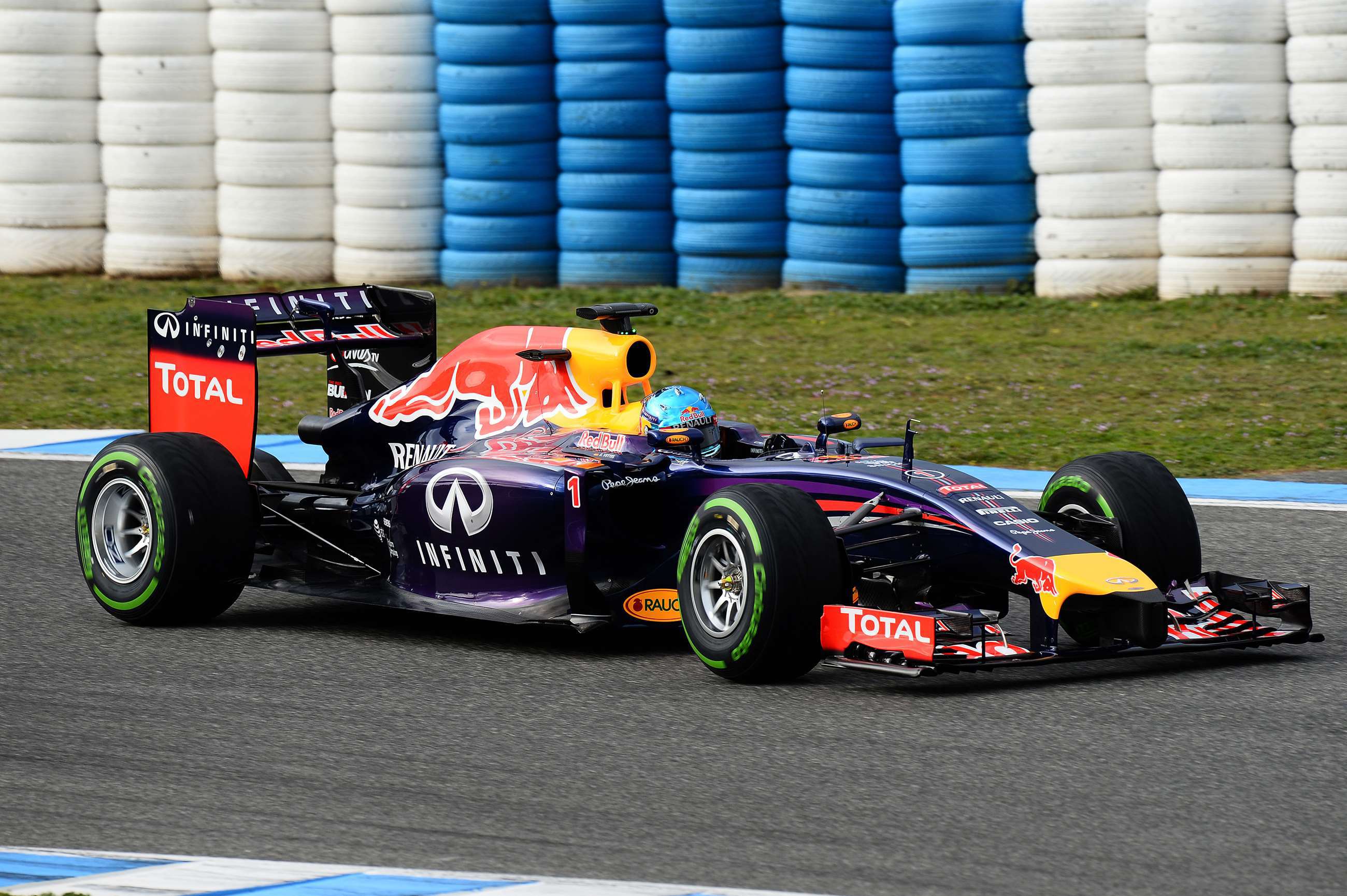 biggest-f1-pre-season-testing-shocks-06.jpg