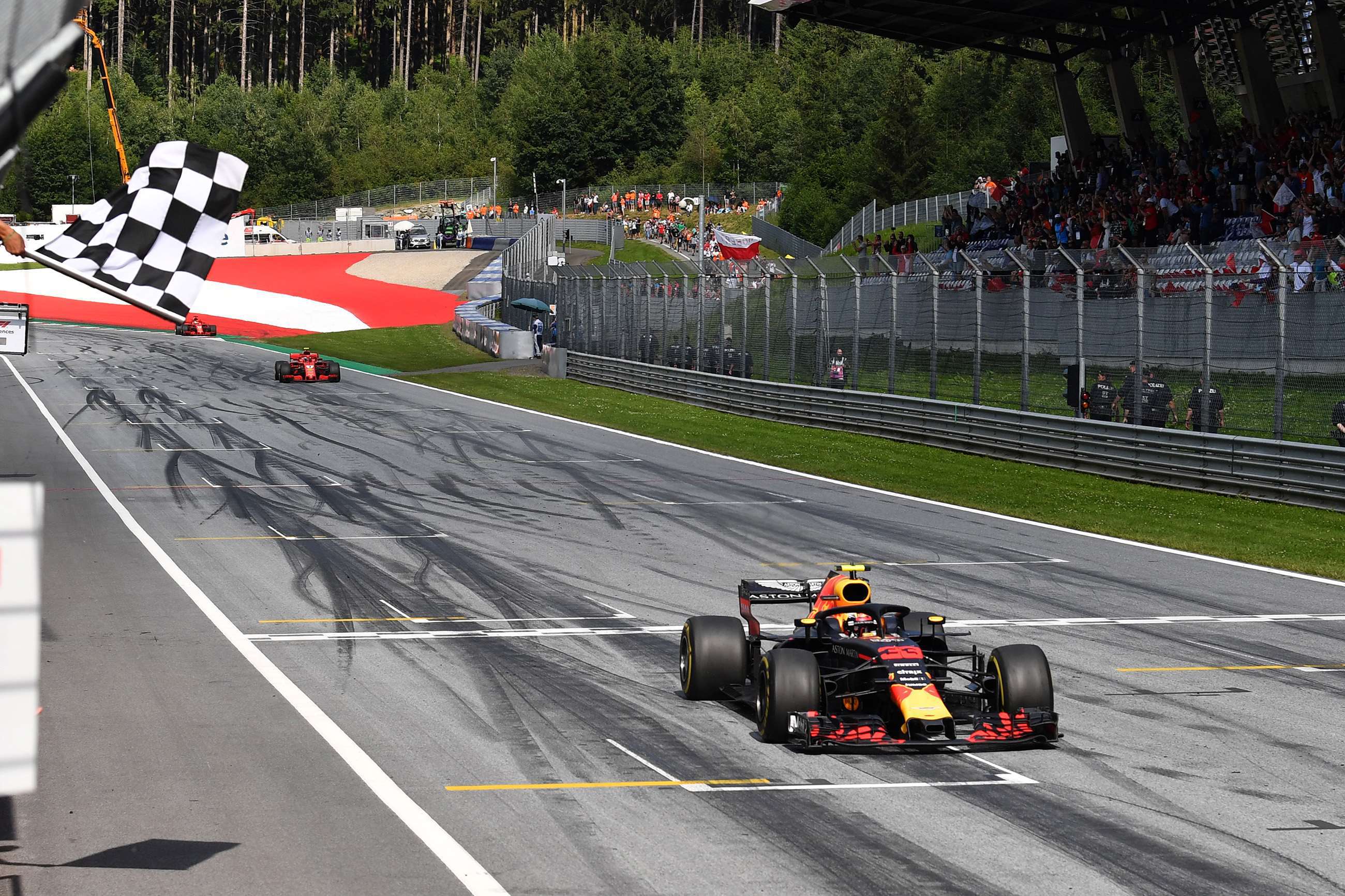 max_verstappen_f1_13081802.jpg