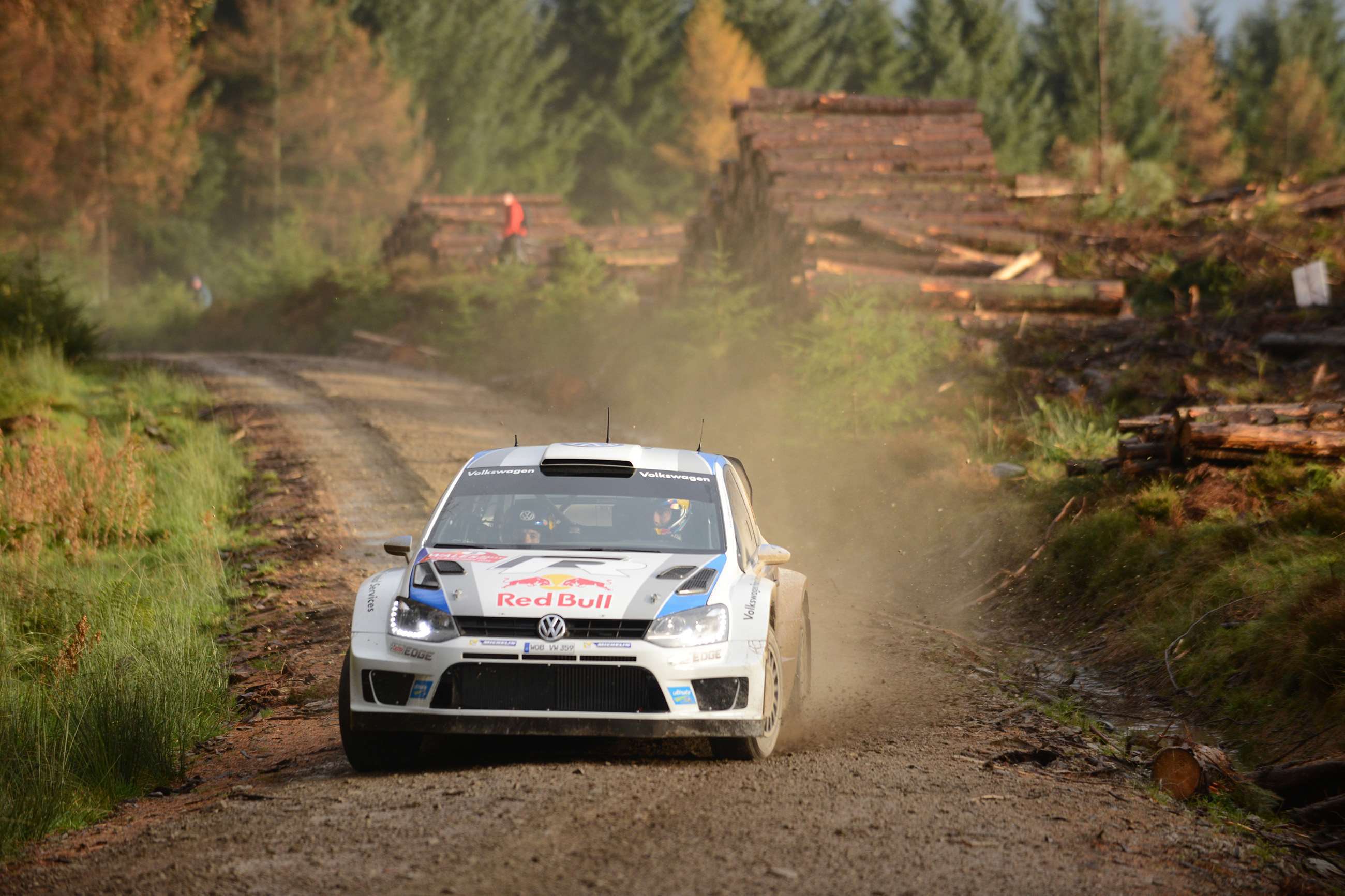 sebastien_ogier_wrc_20111802.jpg