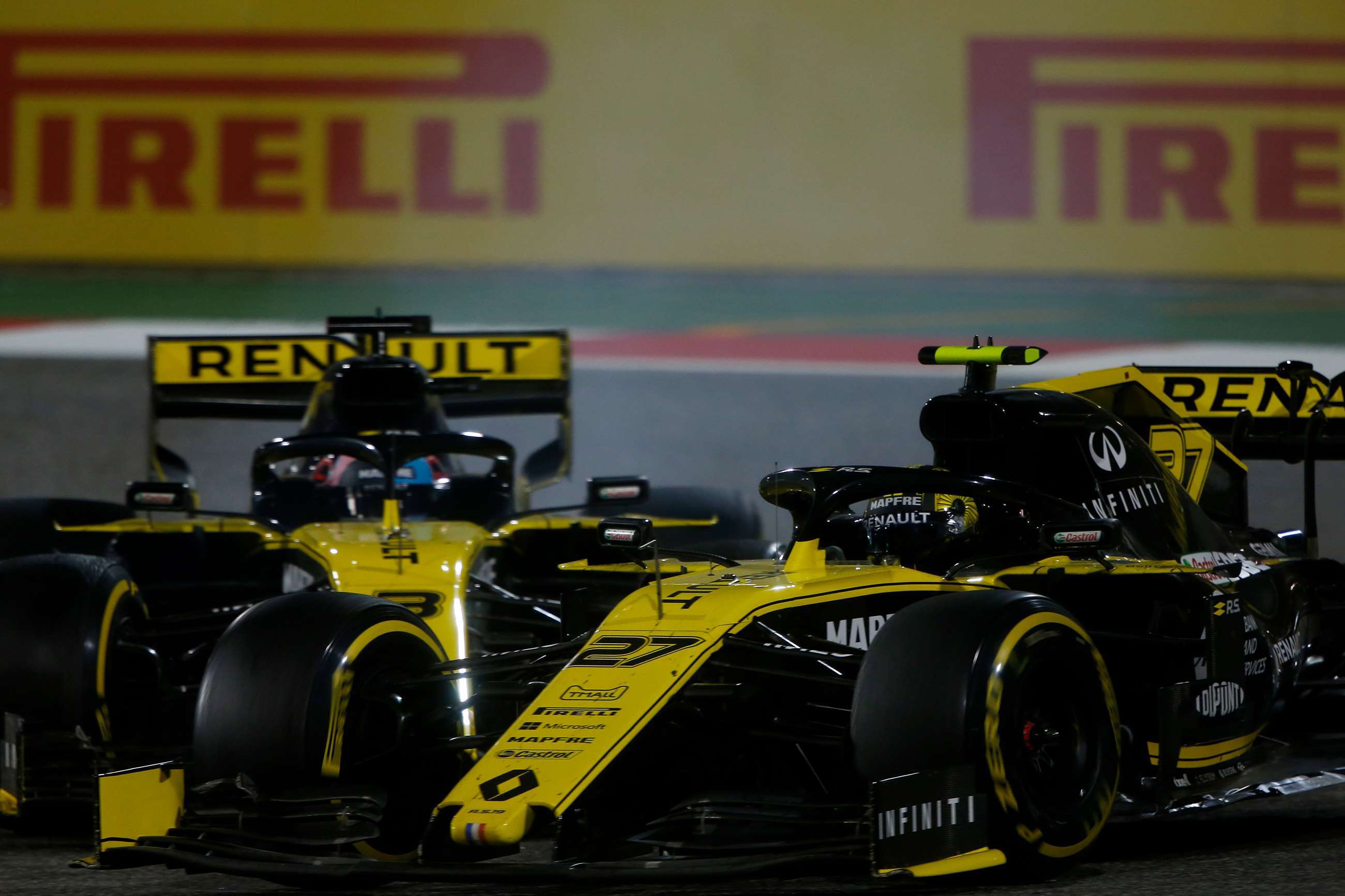 f1-2019-bahrain-renault-rs19-daniel-ricciardo-nico-hulkenberg-andy-hone-goodwood-01042019.jpg