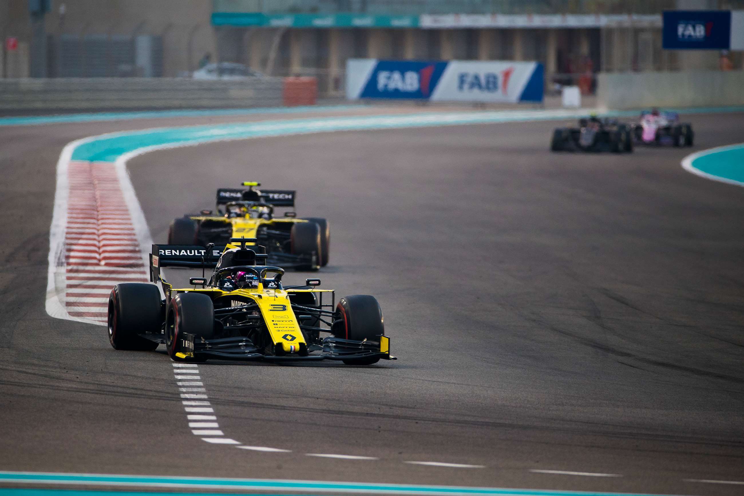 f1-2019-abu-dhabi-nico-hulkenberg-daniel-ricciardo-renault-rs19-sam-bloxham-motorsport-images-goodwood-02122019.jpg