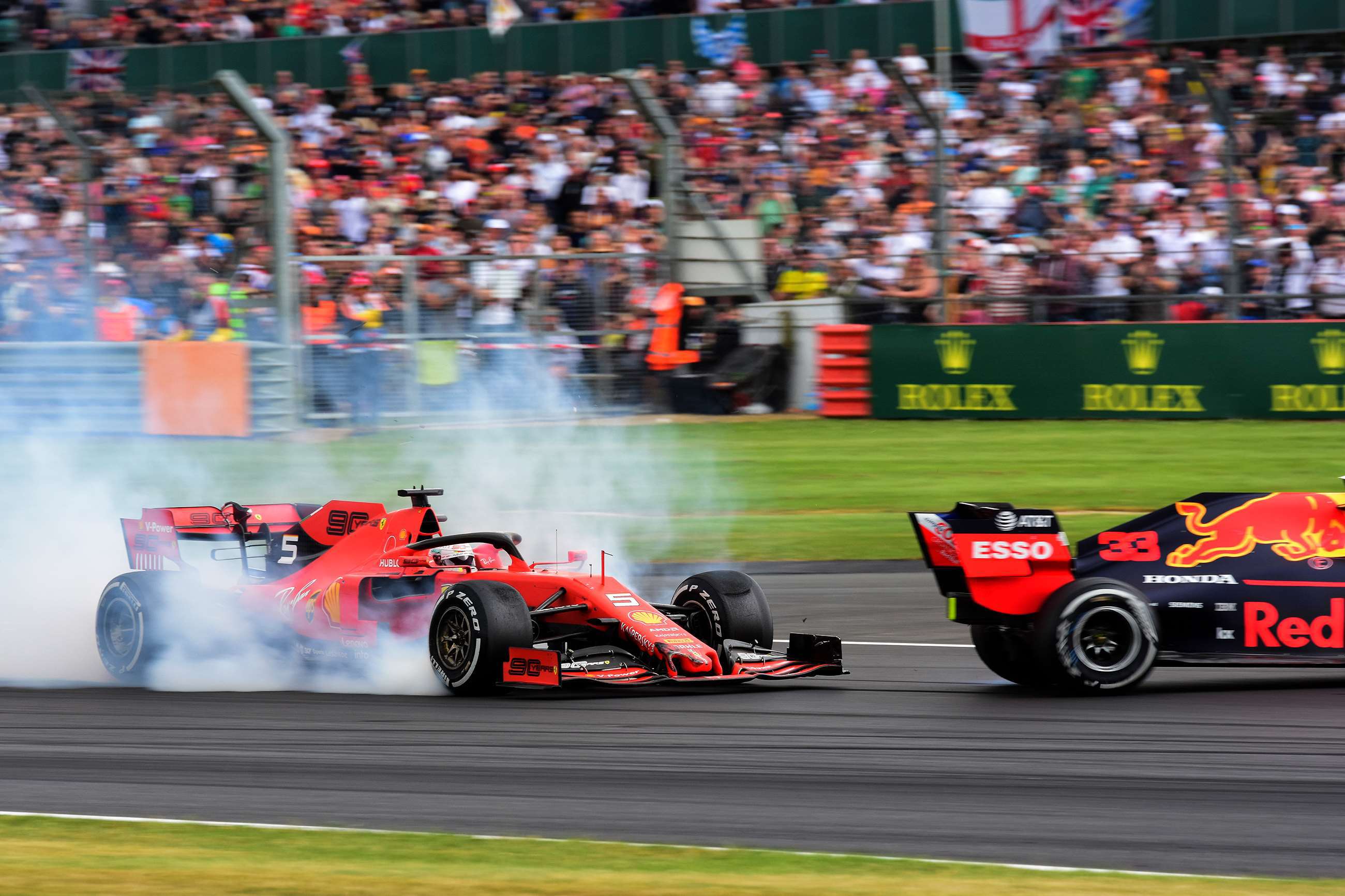 f1-2019-crash-silverstone-sebastian-vettel-ferrari-sf90-max-verstappen-red-bull-rb15-hasan-bratic-motorsport-images-goodwood-09122019.jpg