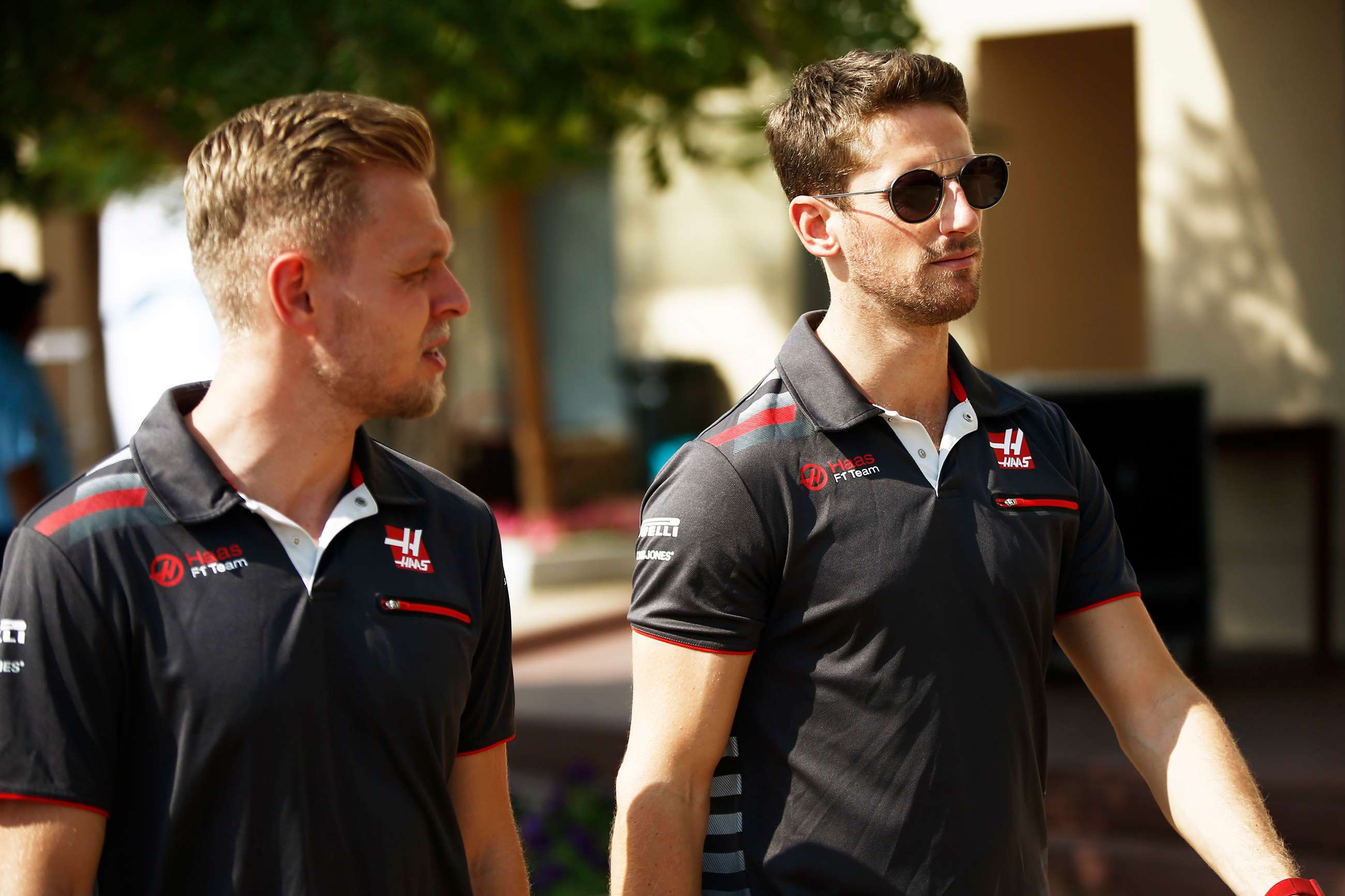 f1-romain-grosjean-kevin-magnussen-hass-goodwood-04022019.jpg