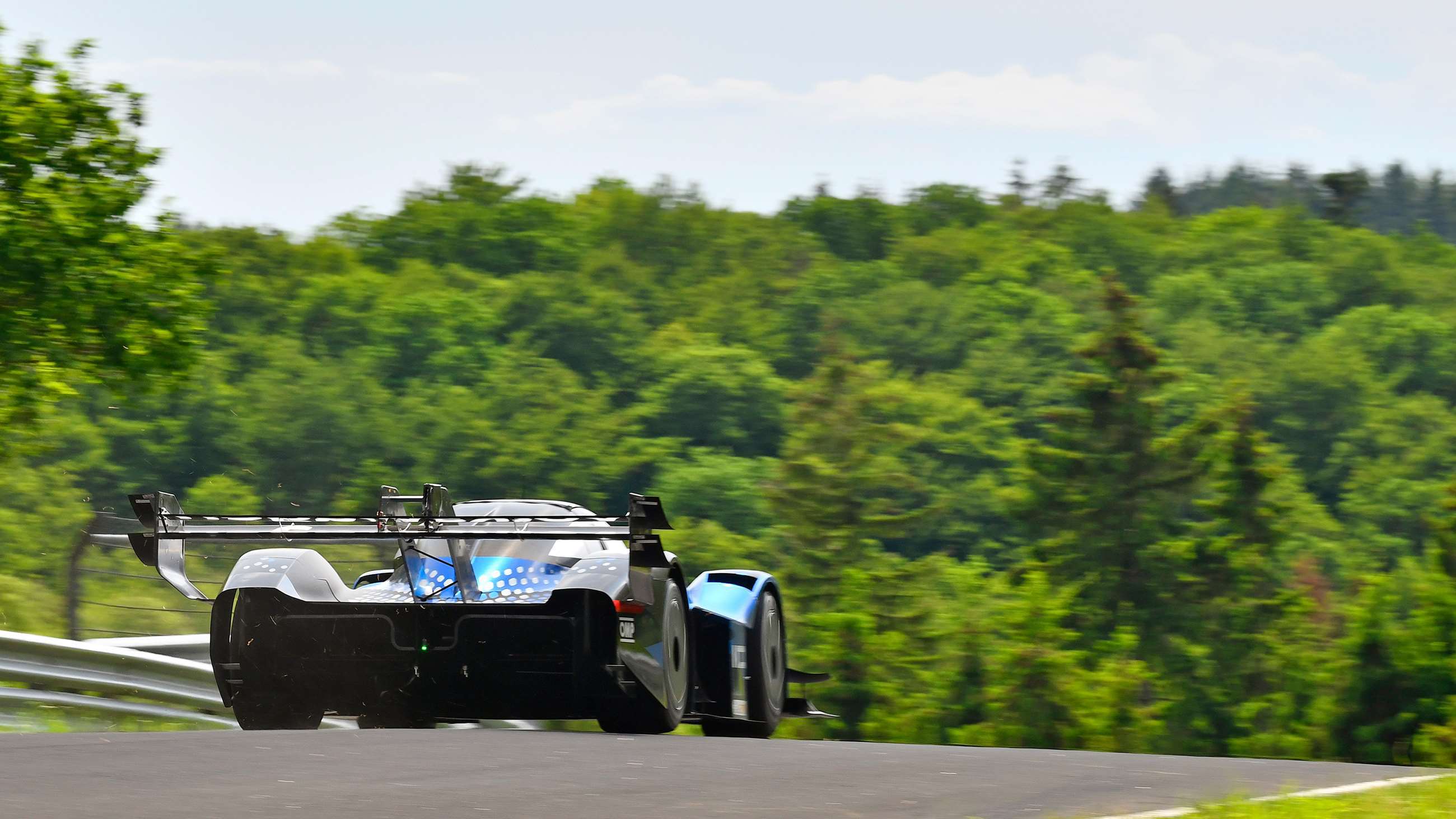 volkswagen-id-r-nurburgring-battery-romain-dumas-frozenspeed-goodwood-03062019.jpg