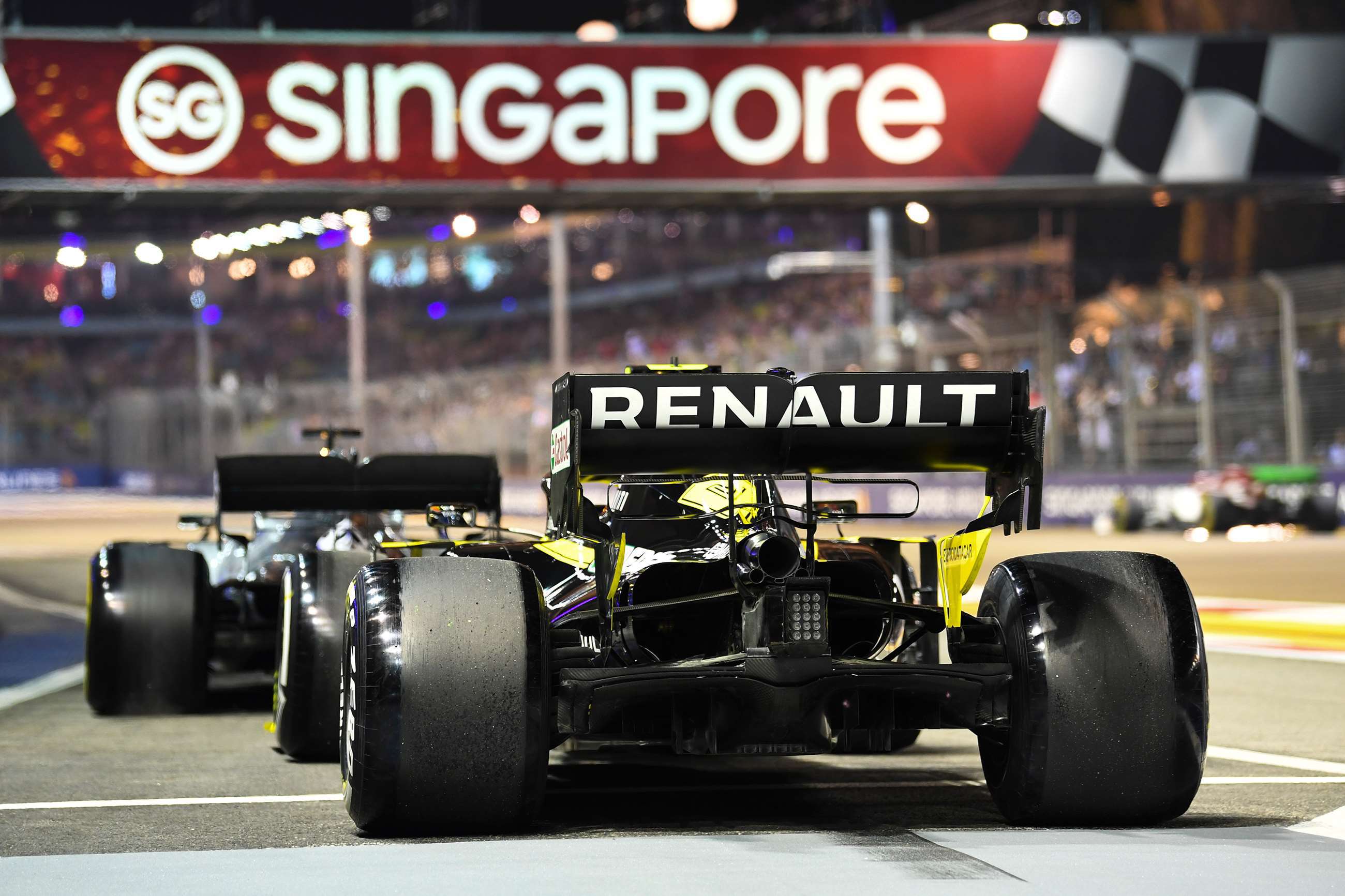 f1-2019-singapore-nico-hulkenberg-renaults-rs19-mark-sutton-motorsport-images-goodwood-072019.jpg