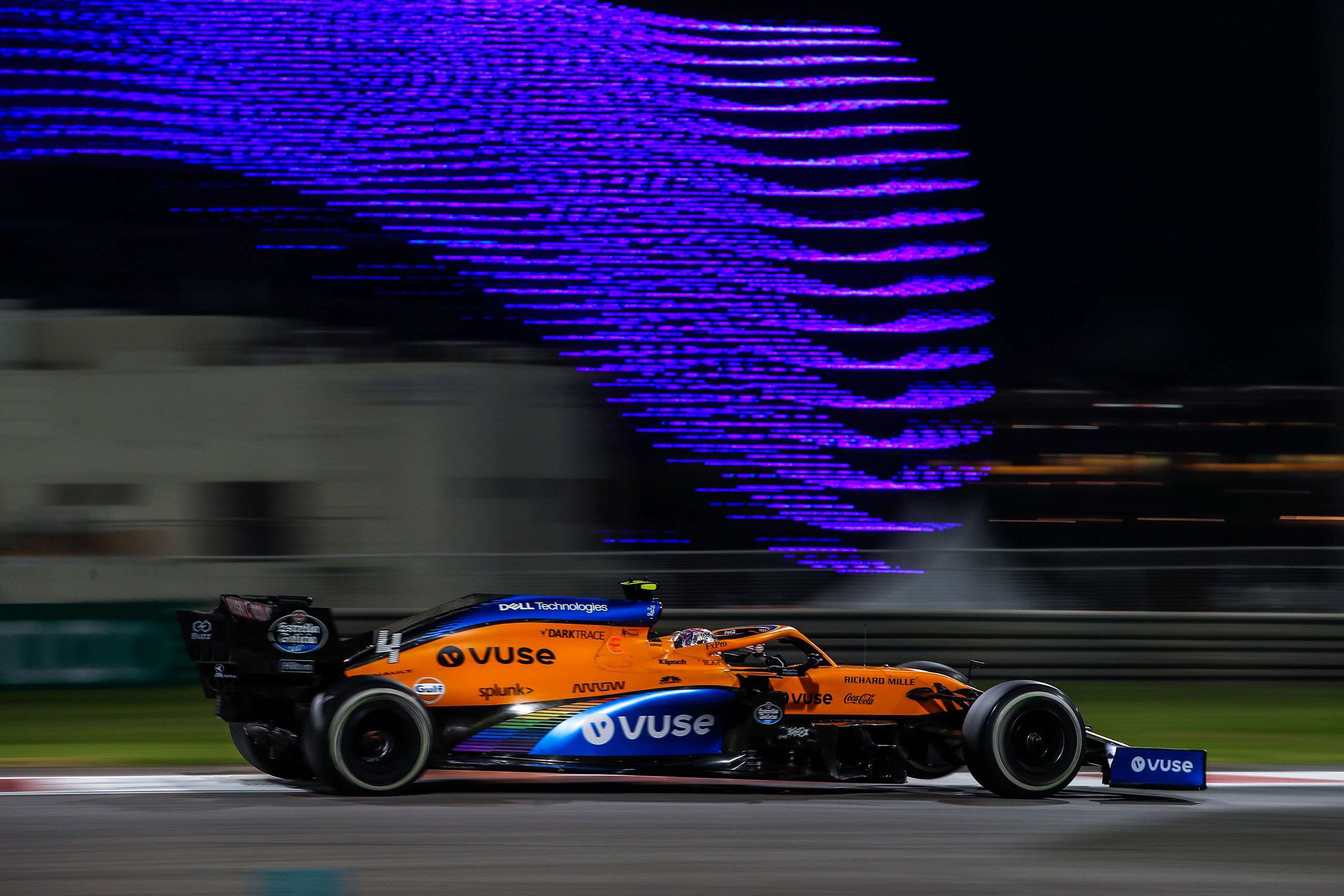 f1-2020-abu-dhabi-lando-norris-mclaren-mcl35-glenn-dunbar-mi-goodwood-14122020.jpg