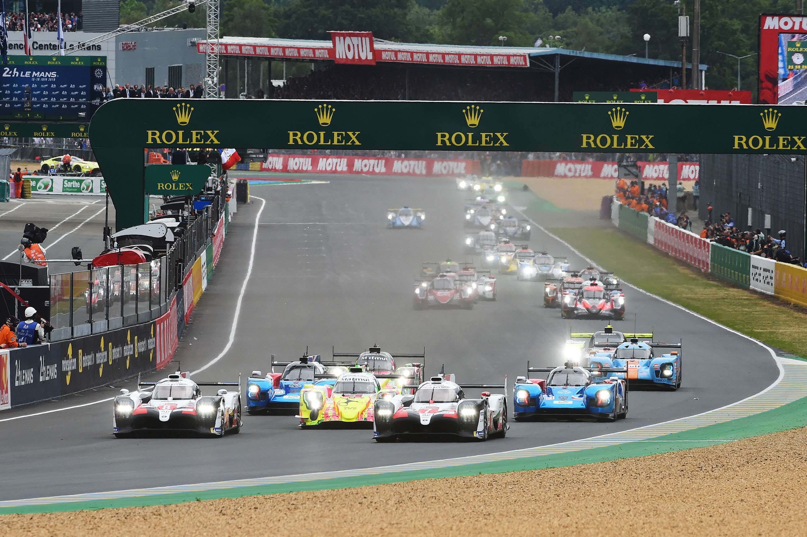 le-mans-2020-date-world-endurance-championship-2019-20-calendar-2019-start-rainer-ehrhardt-motorsport-images-goodwood-03042020.jpg