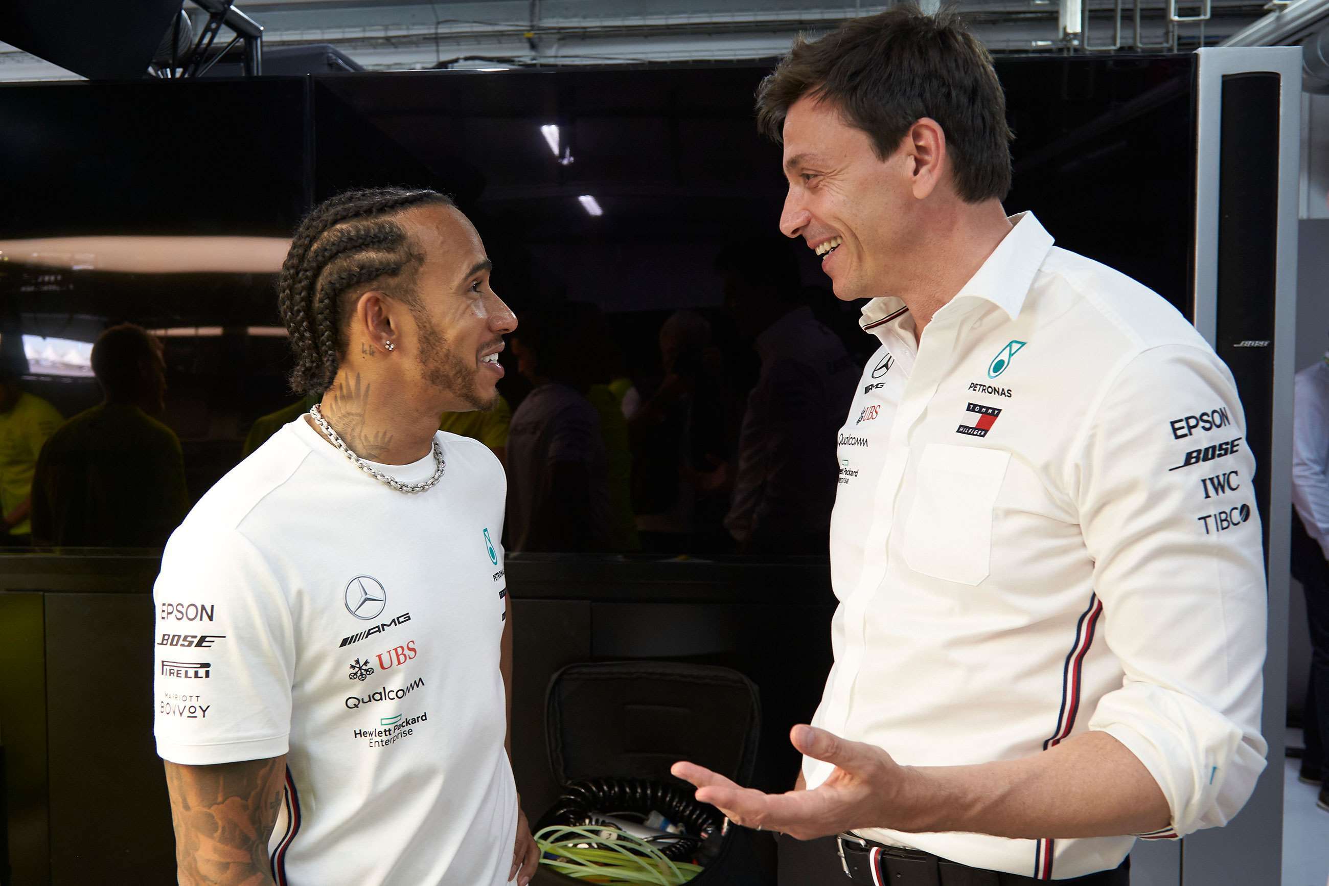 lewis-hamilton-toto-wolff-f1-2019-france-steve-etherington-mi-goodwood-07052020.jpg