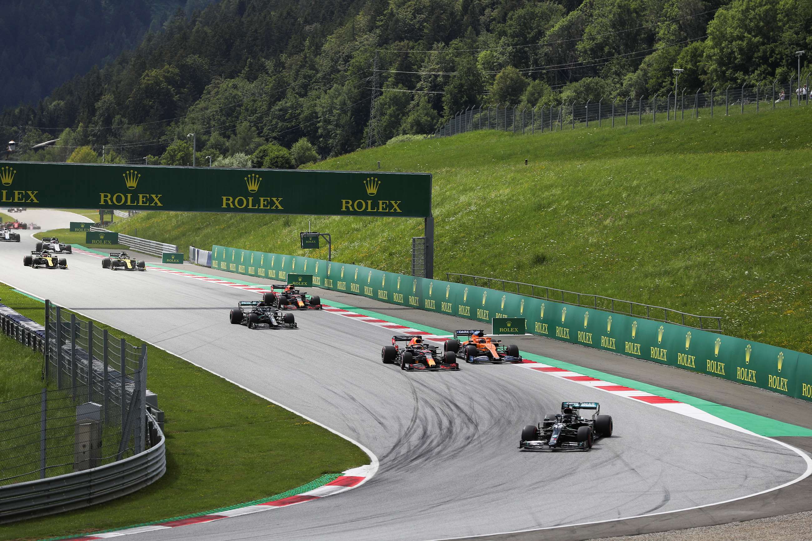 dream-f1-season-styrian-grand-prix-hamilton-verstappen.jpg