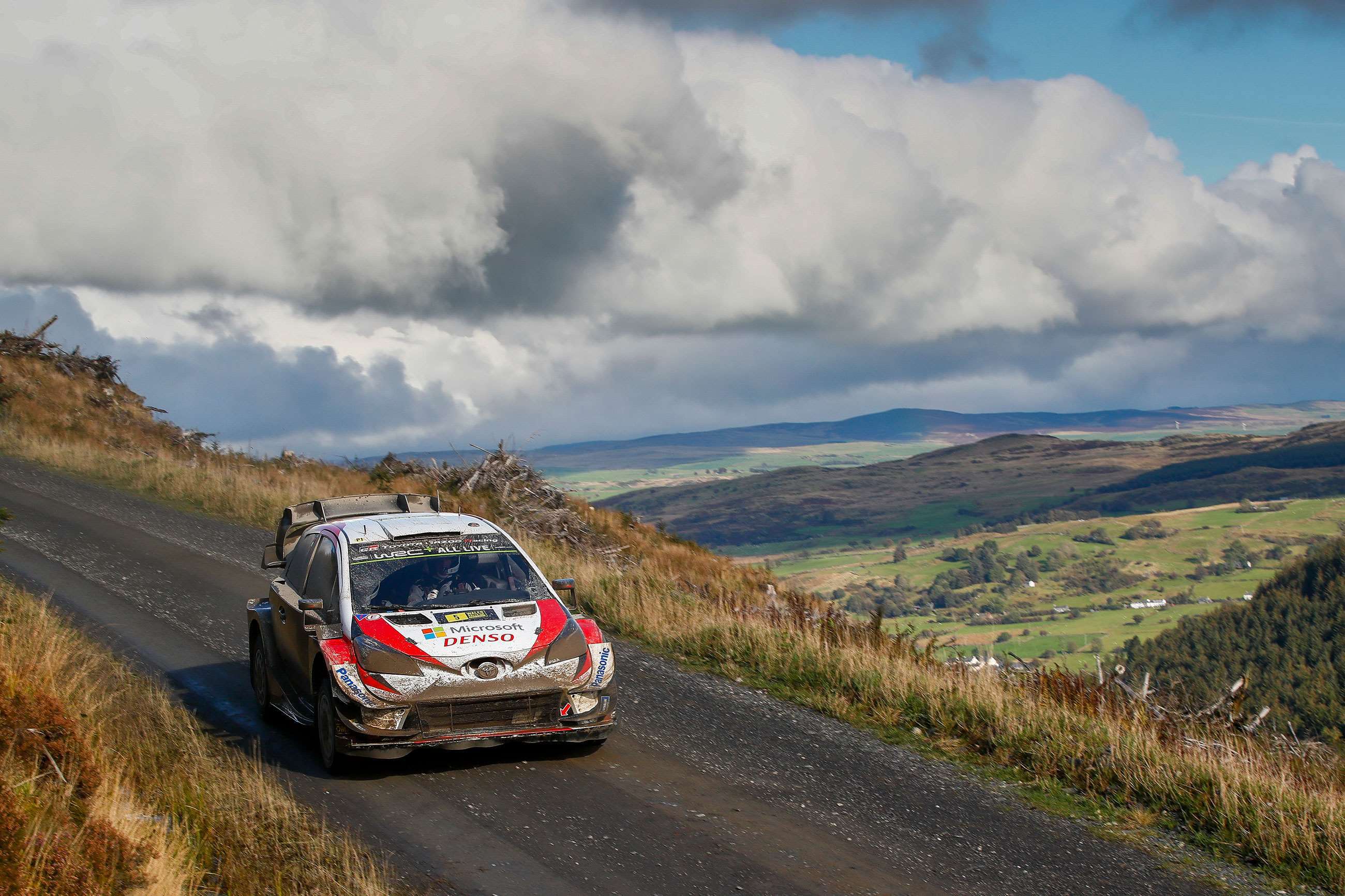 rally-gb-2021-19-meeke-toyota-mcklein-mi-goodwood-04012021.jpg