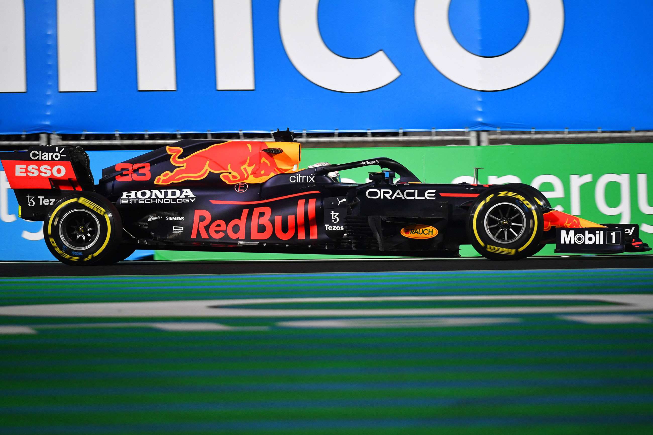 f1-2021-jeddah-max-verstappen-red-bull-rb16b-simon-galloway-mi-06122021.jpg