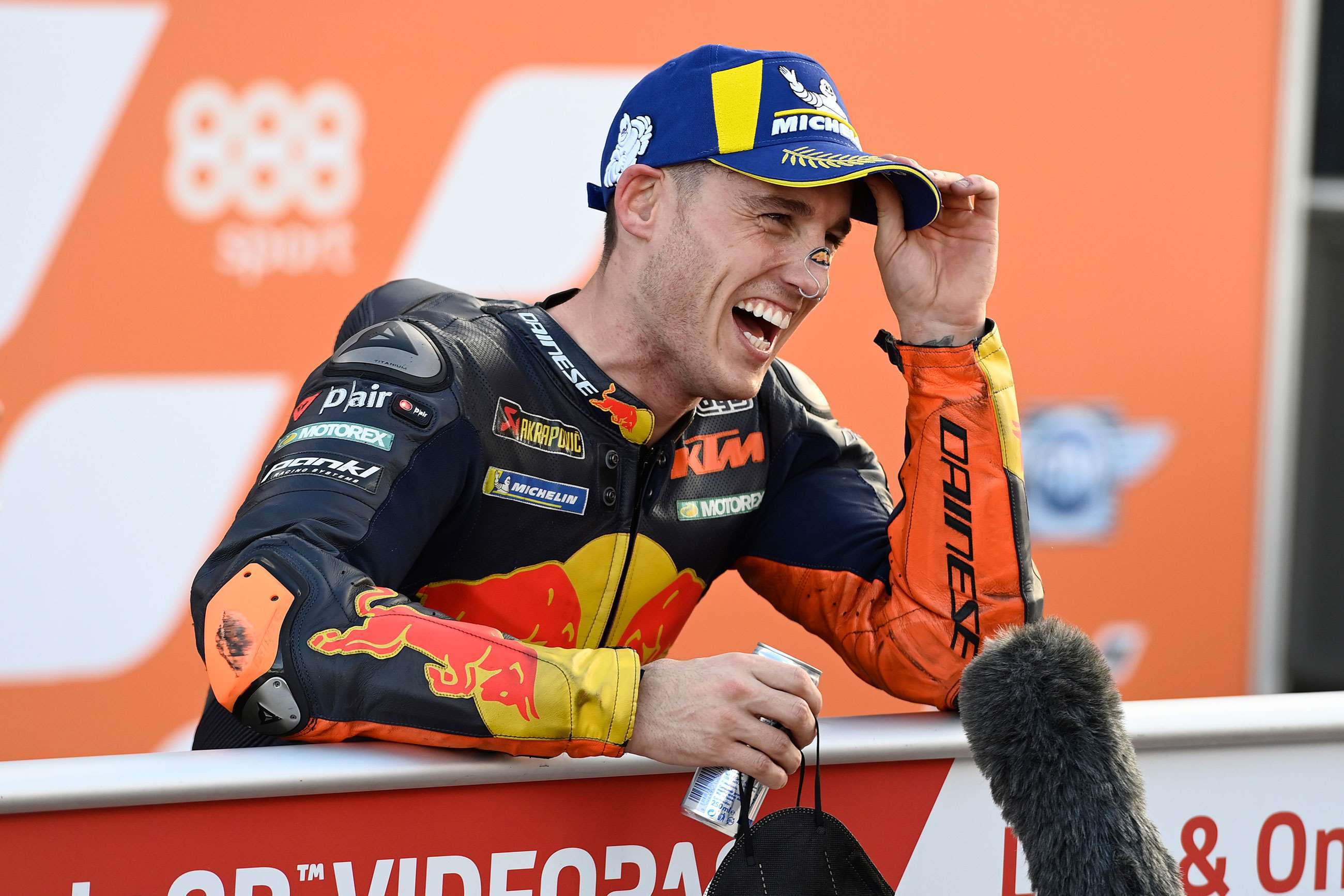 motogp-2020-european-gp-pol-espargaro-pole-gold-and-goose-mi-goodwood-04022021.jpg