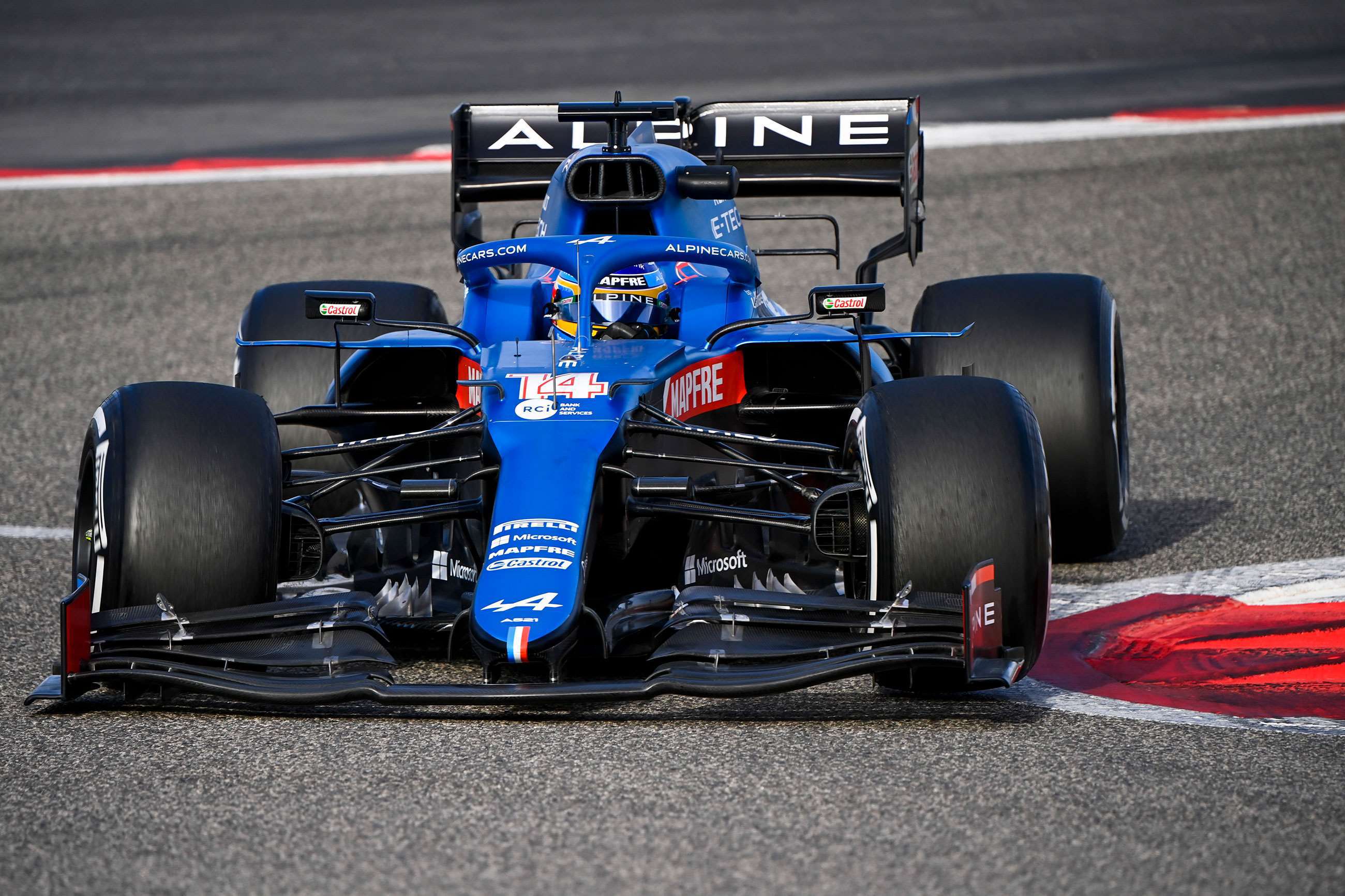 f1-2021-pre-season-testing-bahrain-alpine-a521-fernando-alonso-mark-sutton-mi-goodwood-15032021.jpg