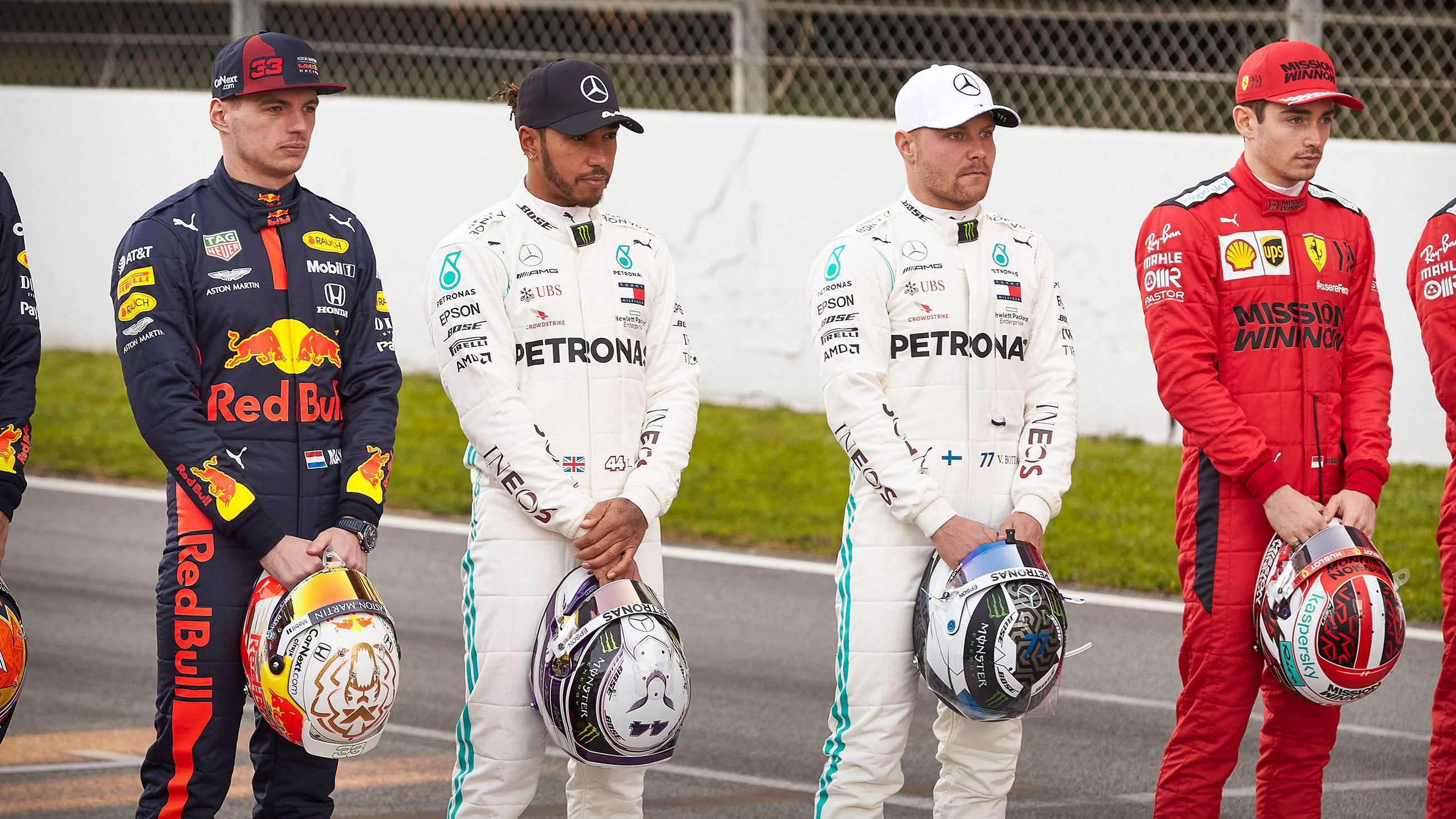 lewis-hamilton-2022-mercedes-contract-verstappen-goodwood-09032021.jpg