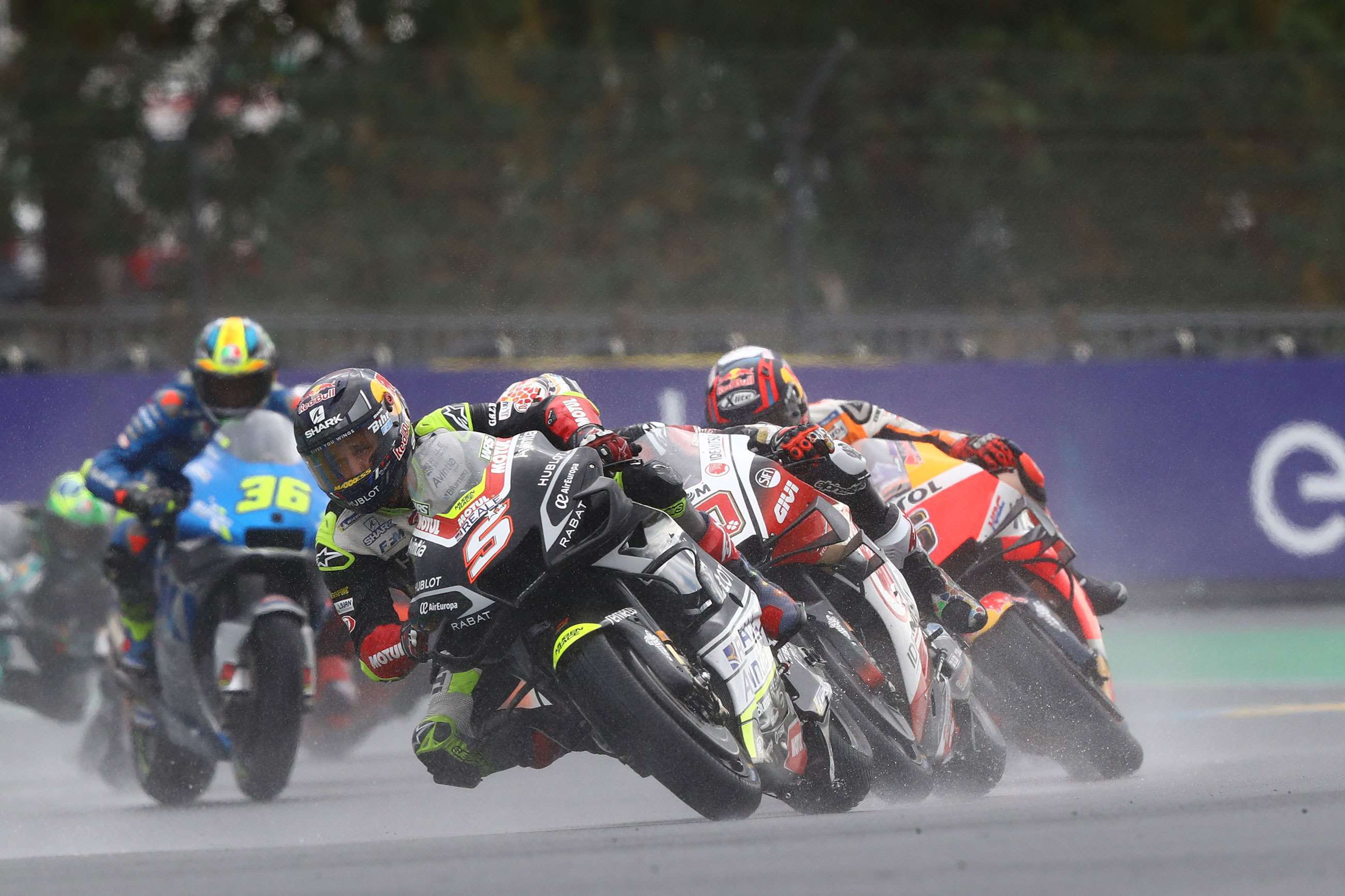 motogp-itv-2021-20-france-johann-zarco-gold-and-goose-mi-goodwood-140520212.jpg